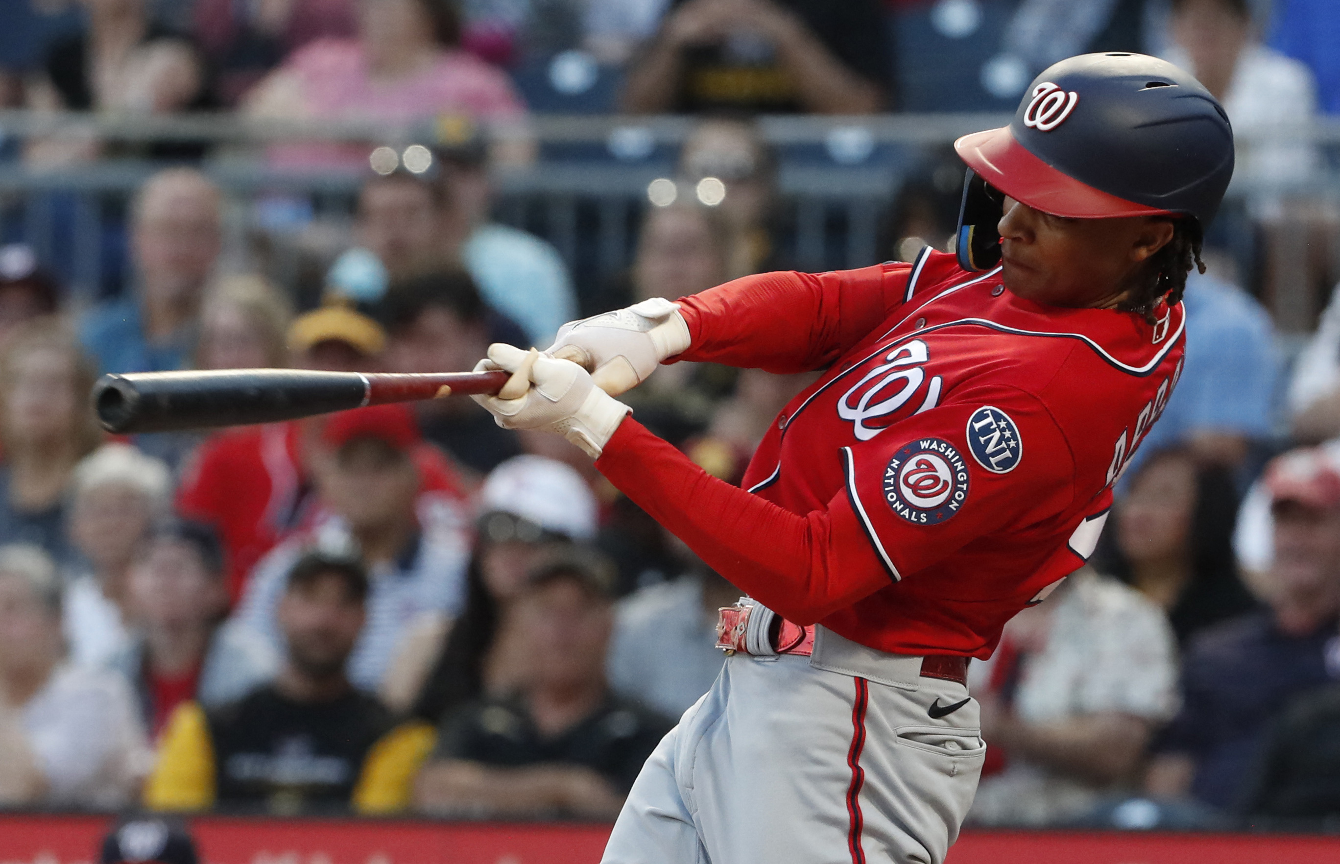 Abrams homers twice, Nationals top the Pirates 6-2