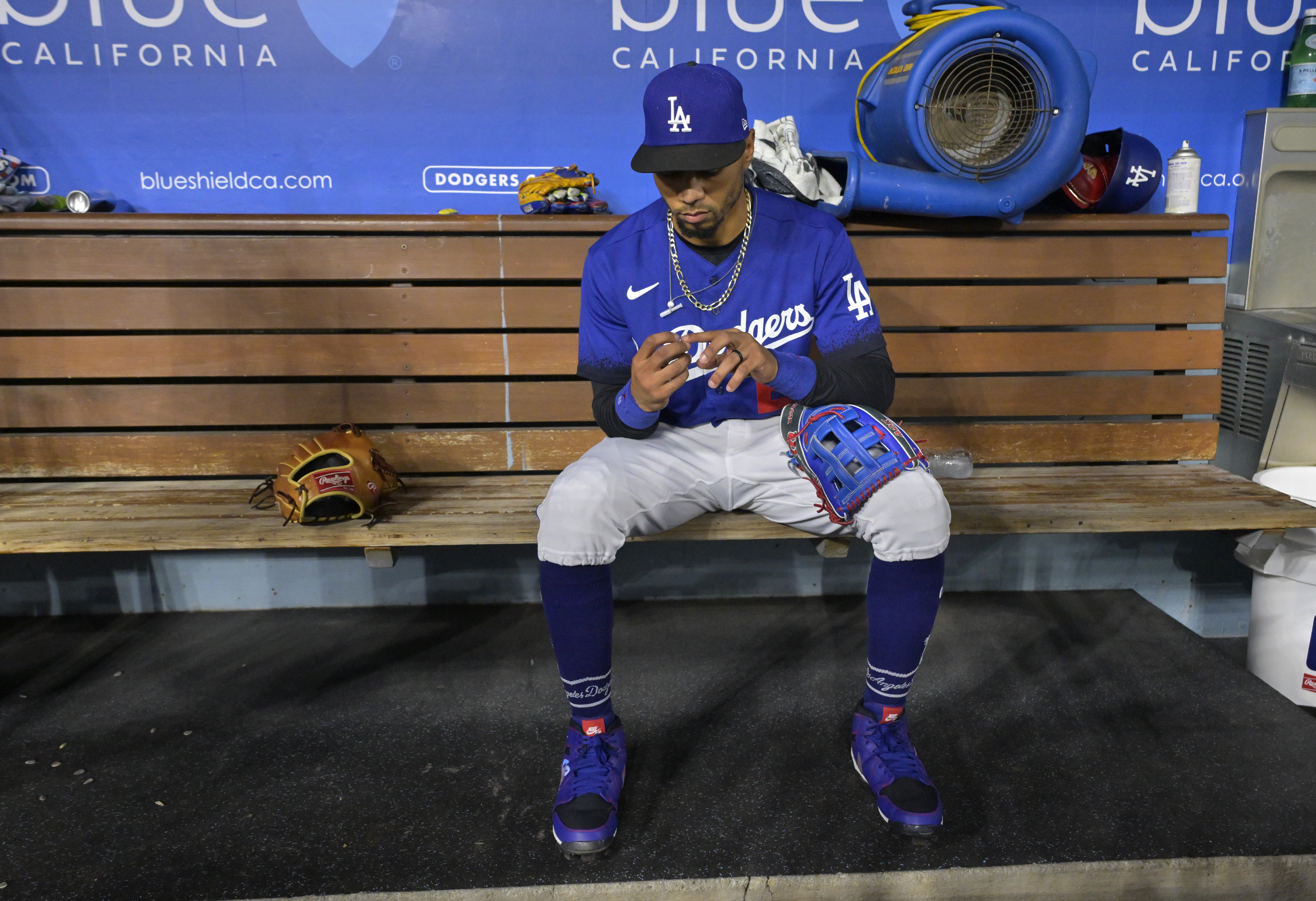 Detroit Tigers take on Los Angeles Dodgers in California