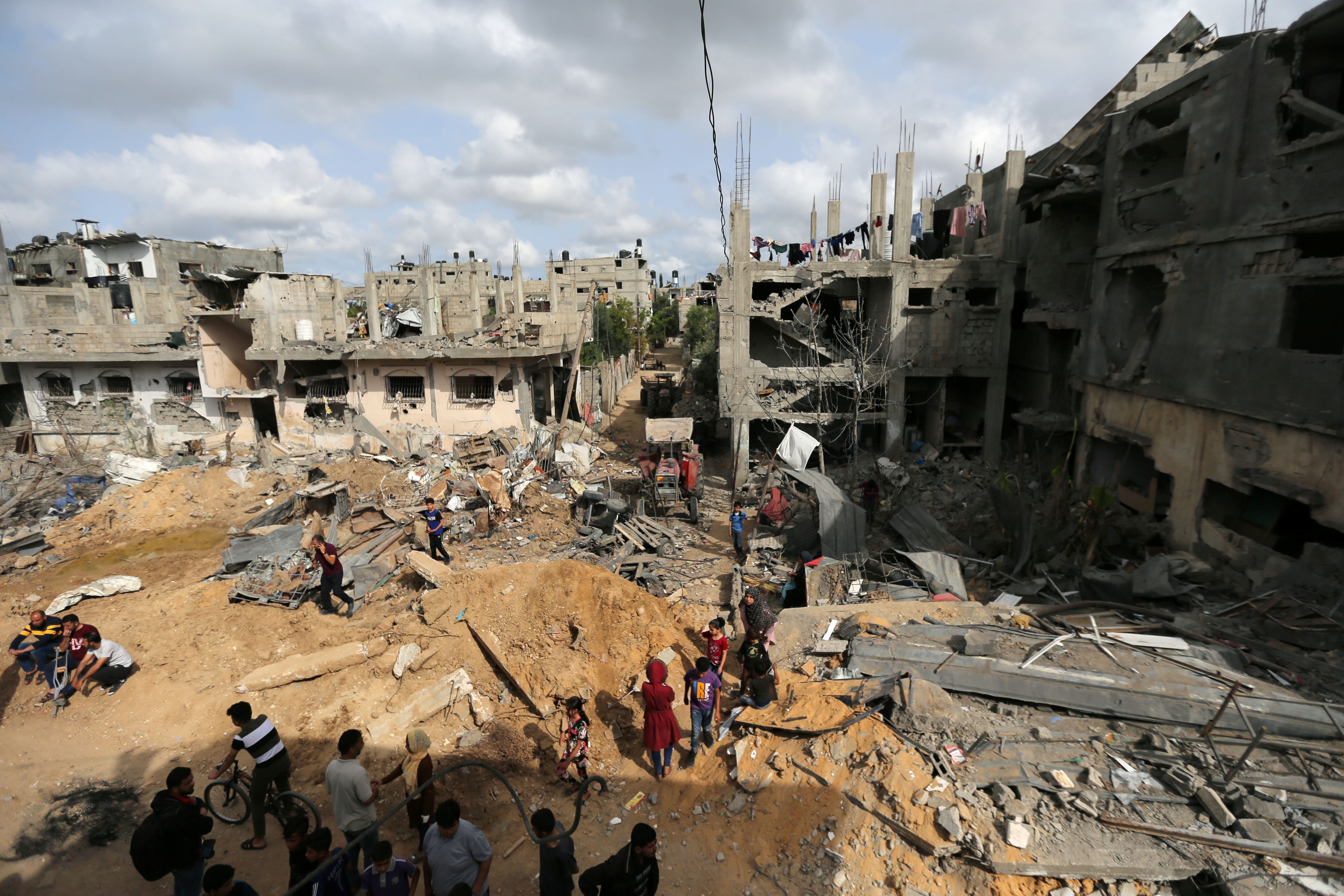 Israel and Hamas cease fire across the Gaza Strip