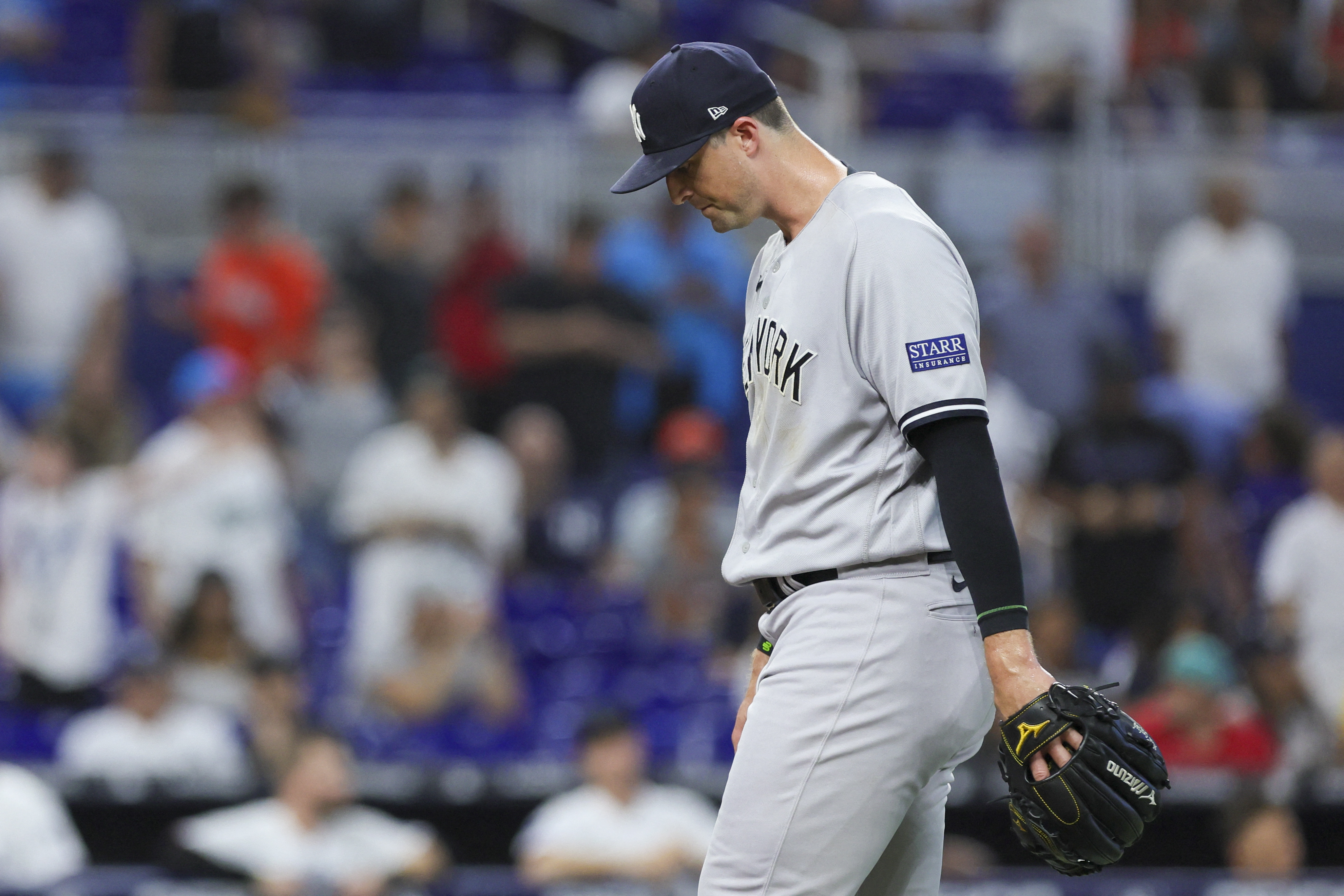 Marlins stun with 5 runs in 9th, beat Yankees 8-7 as Burger gets