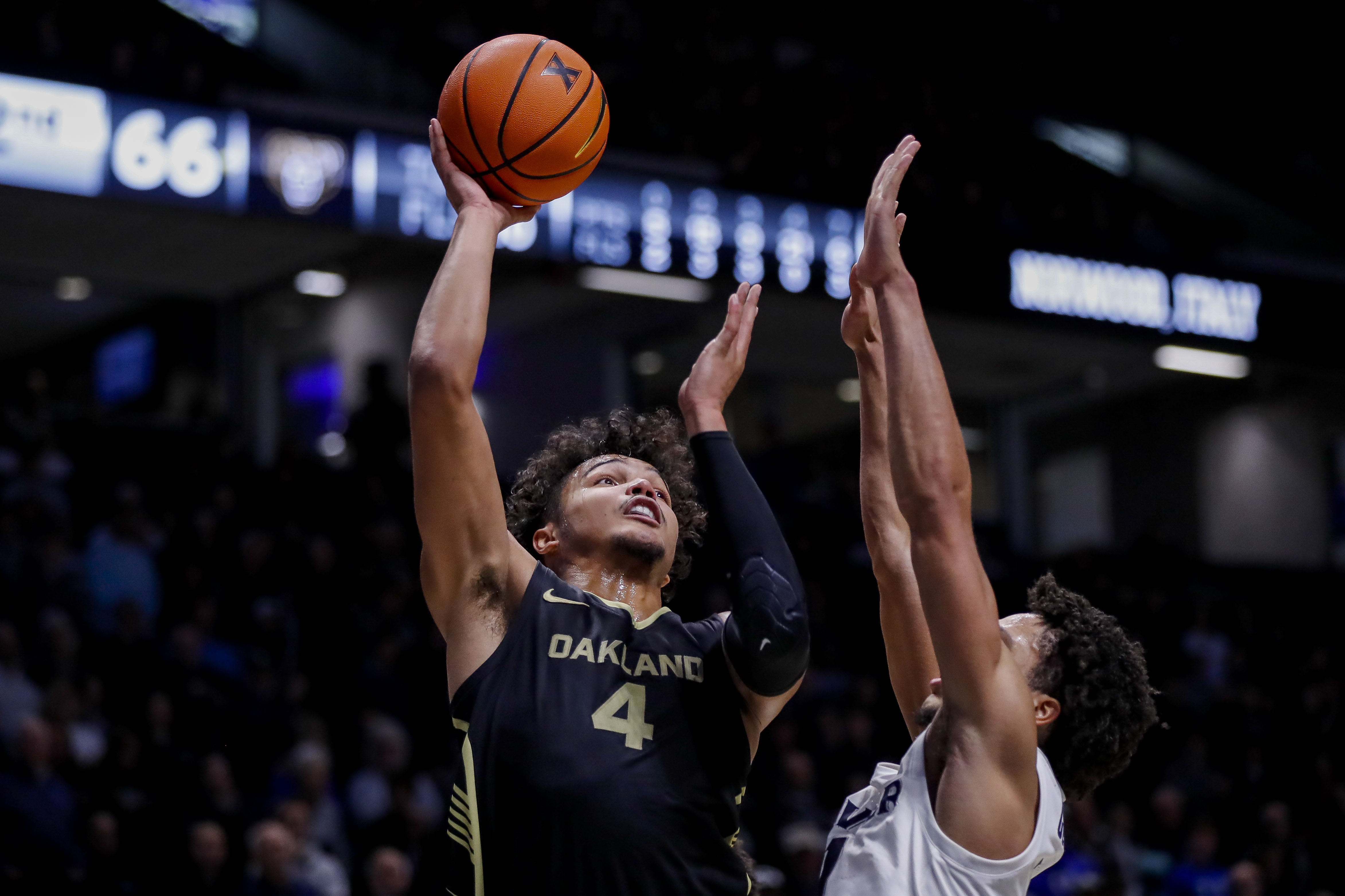 Trey Townsend, Oakland stun Xavier | Reuters