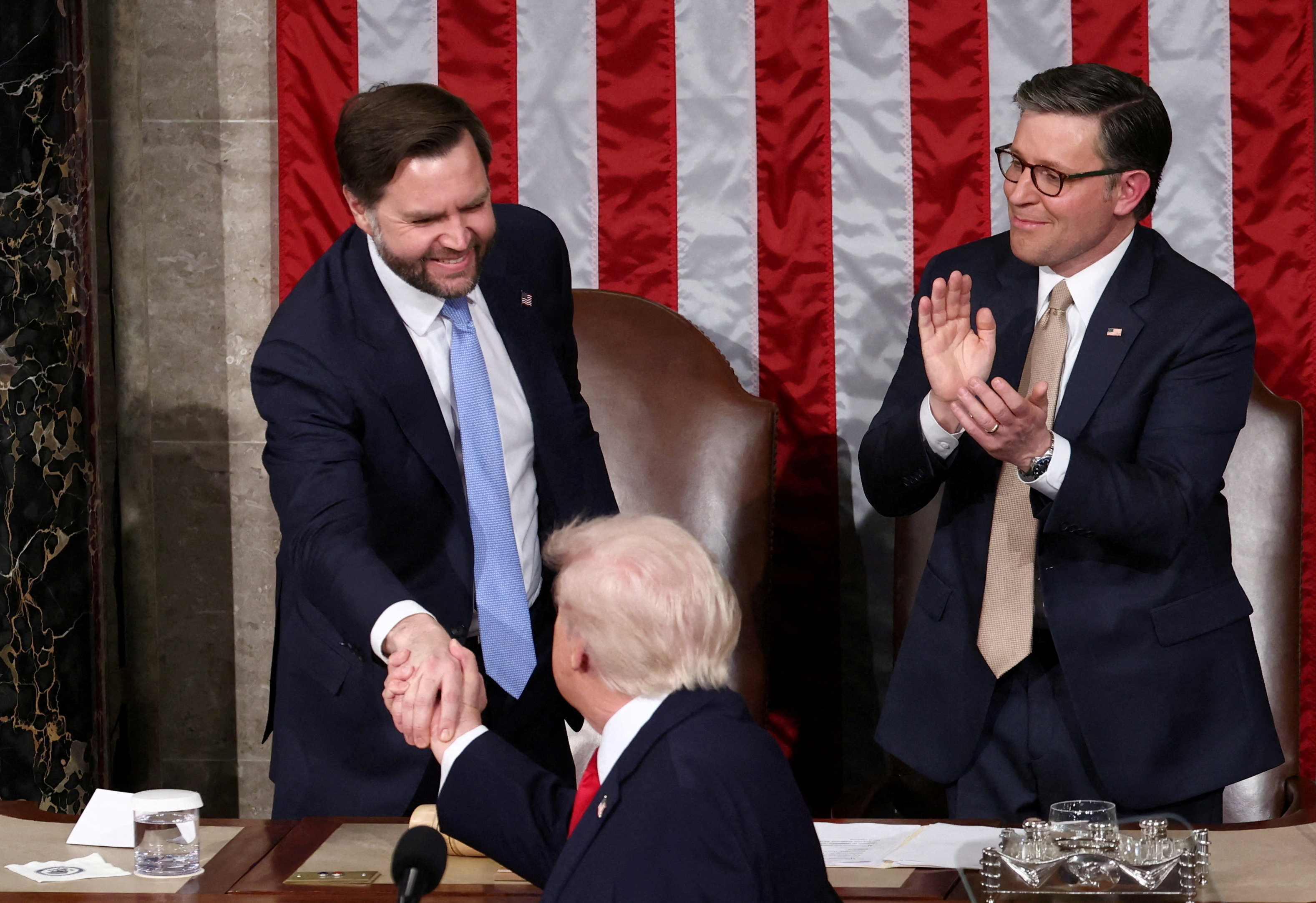 米副大統領「物価高は民主党の責任」、激戦州ウィスコンシンで演説