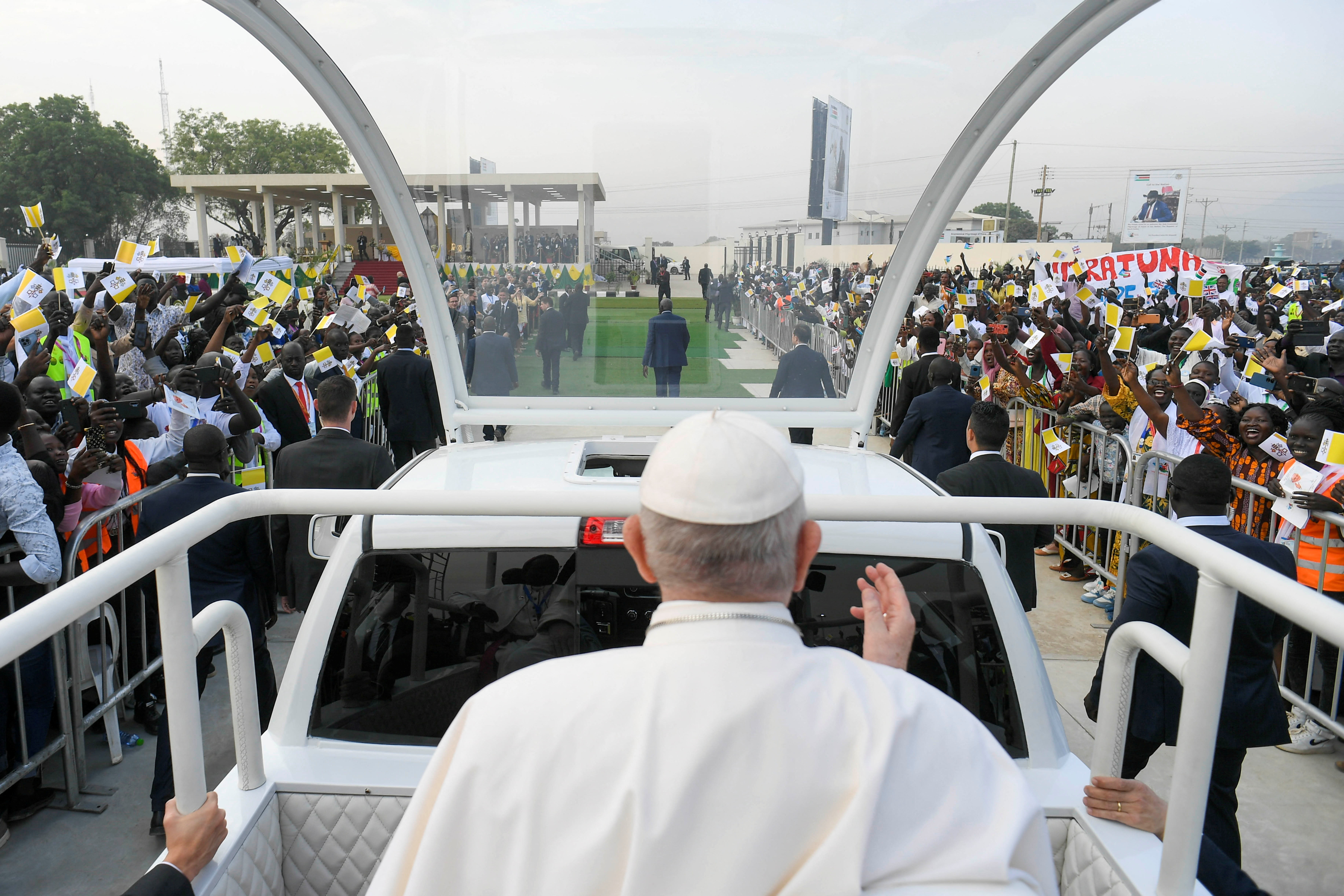Pope Francis visits South Sudan
