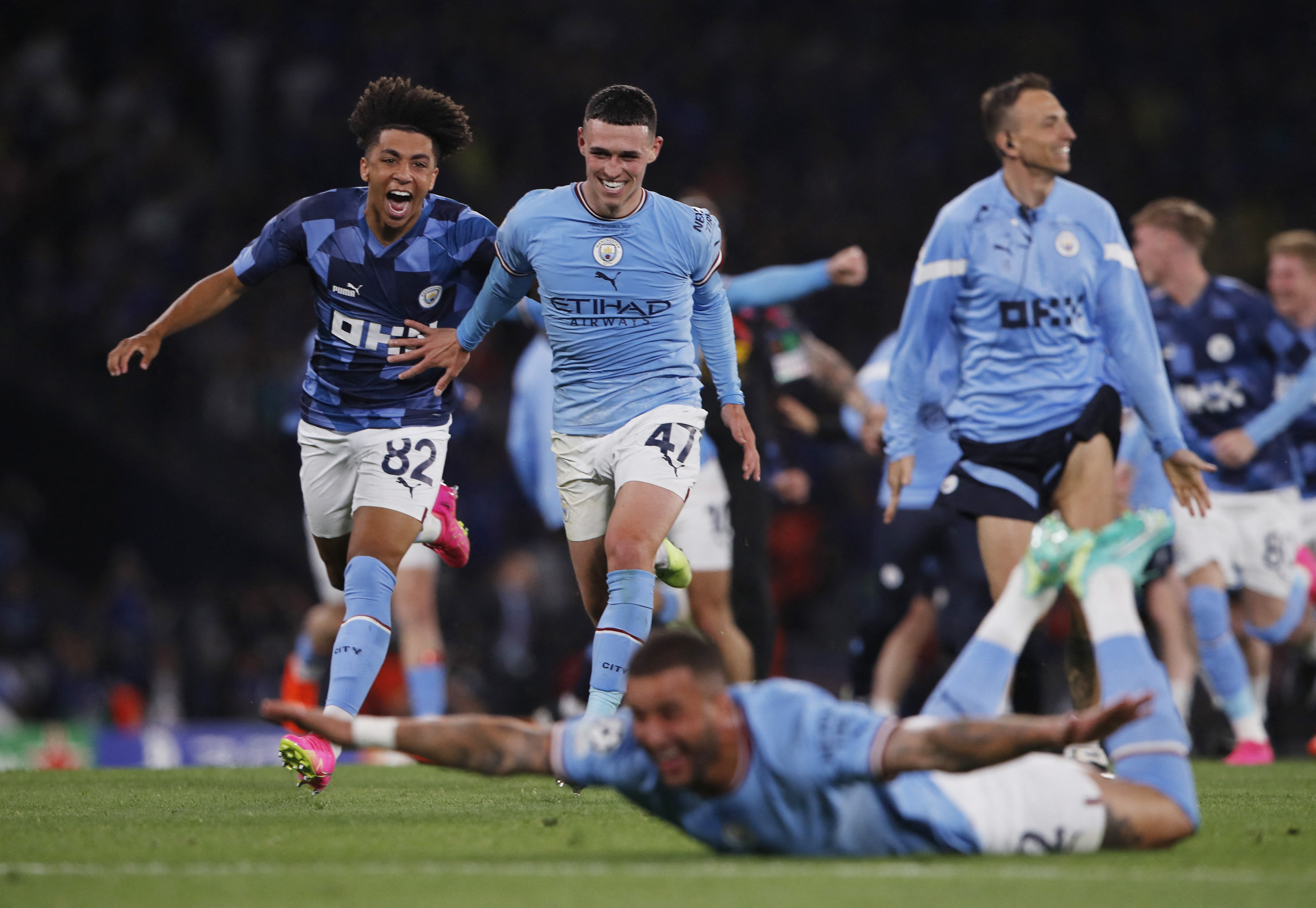 O que acontece com as vagas na Champions se Manchester City e