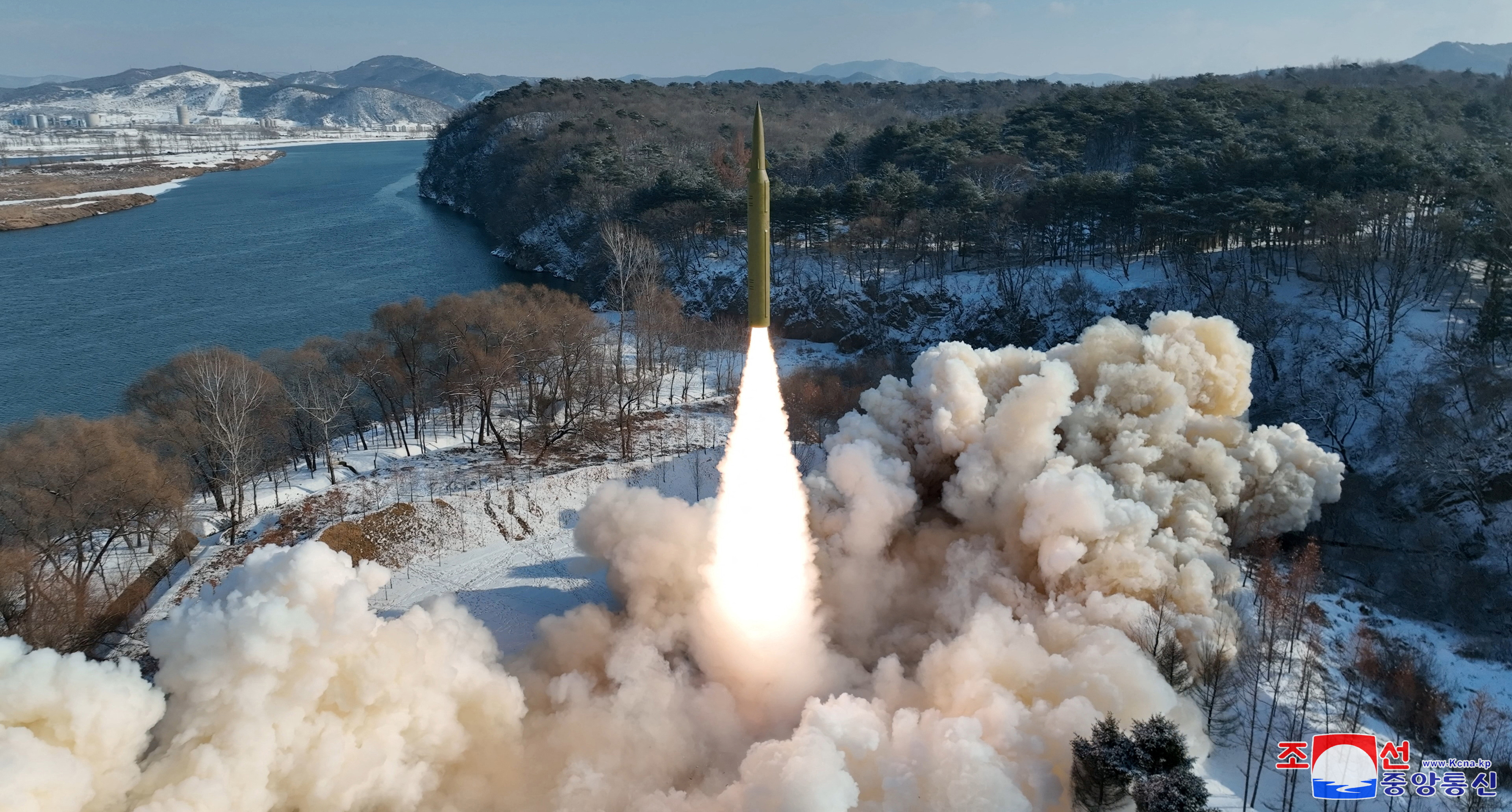 北朝鮮、14日に固体燃料式極超音速ミサイル発射実験を実施＝ＫＣＮＡ