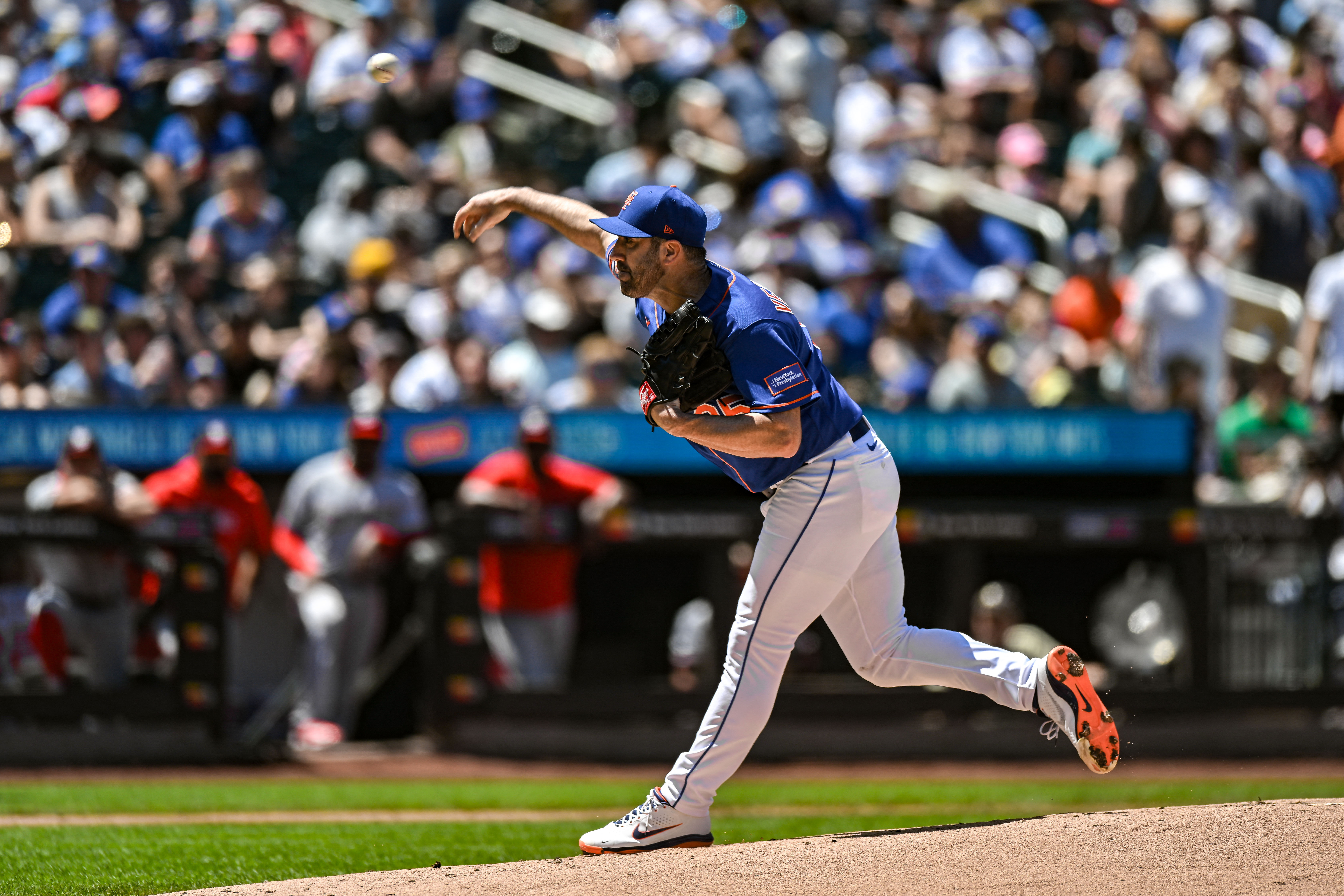 Seven relief pitchers help Dodgers beat Mets, extend MLB-best win