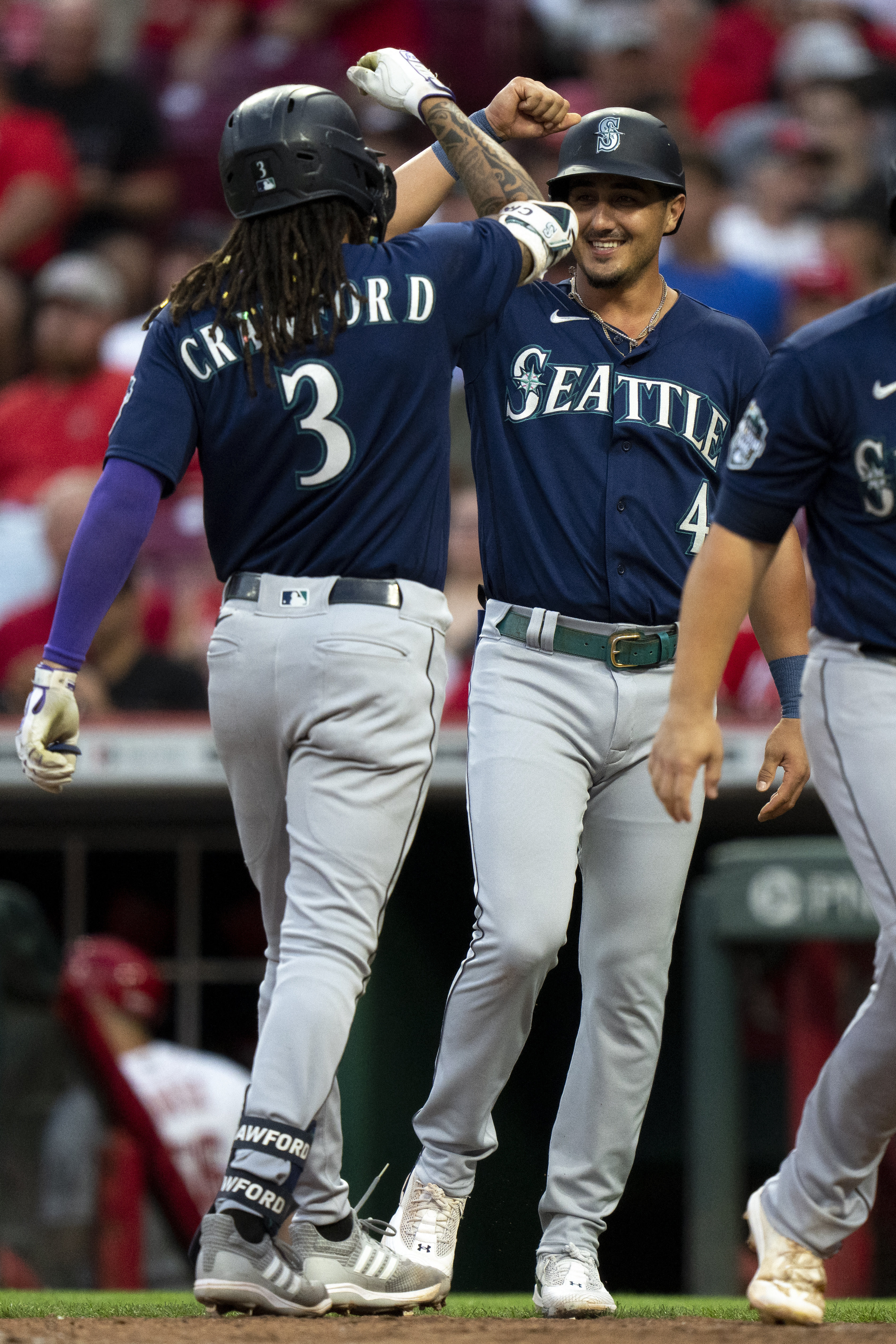 Mariners hit three homers to beat Reds, snap three-game skid, National  Sports