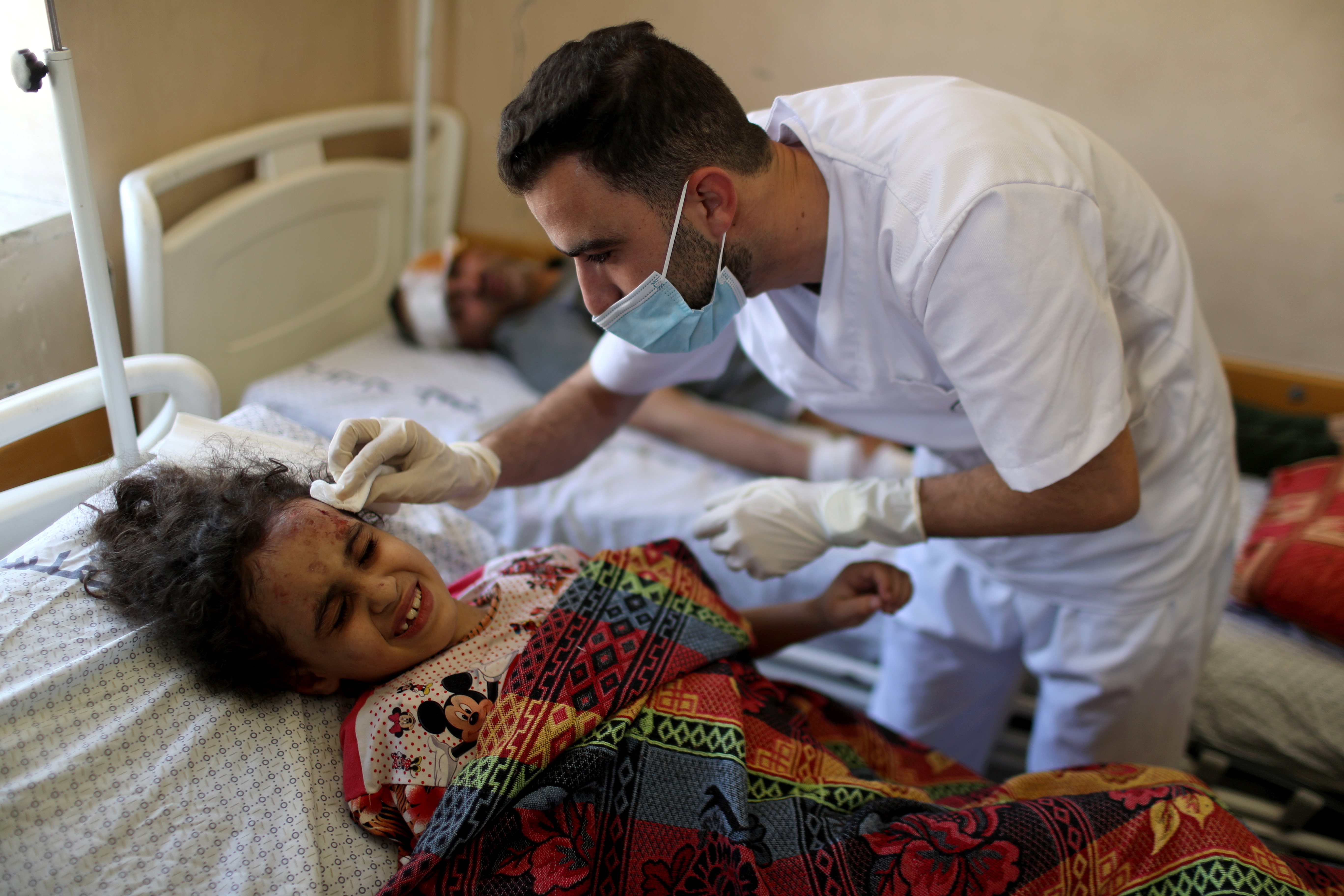 A Picture and its Story: Gaza girl survives Israeli strike that shattered her family and home