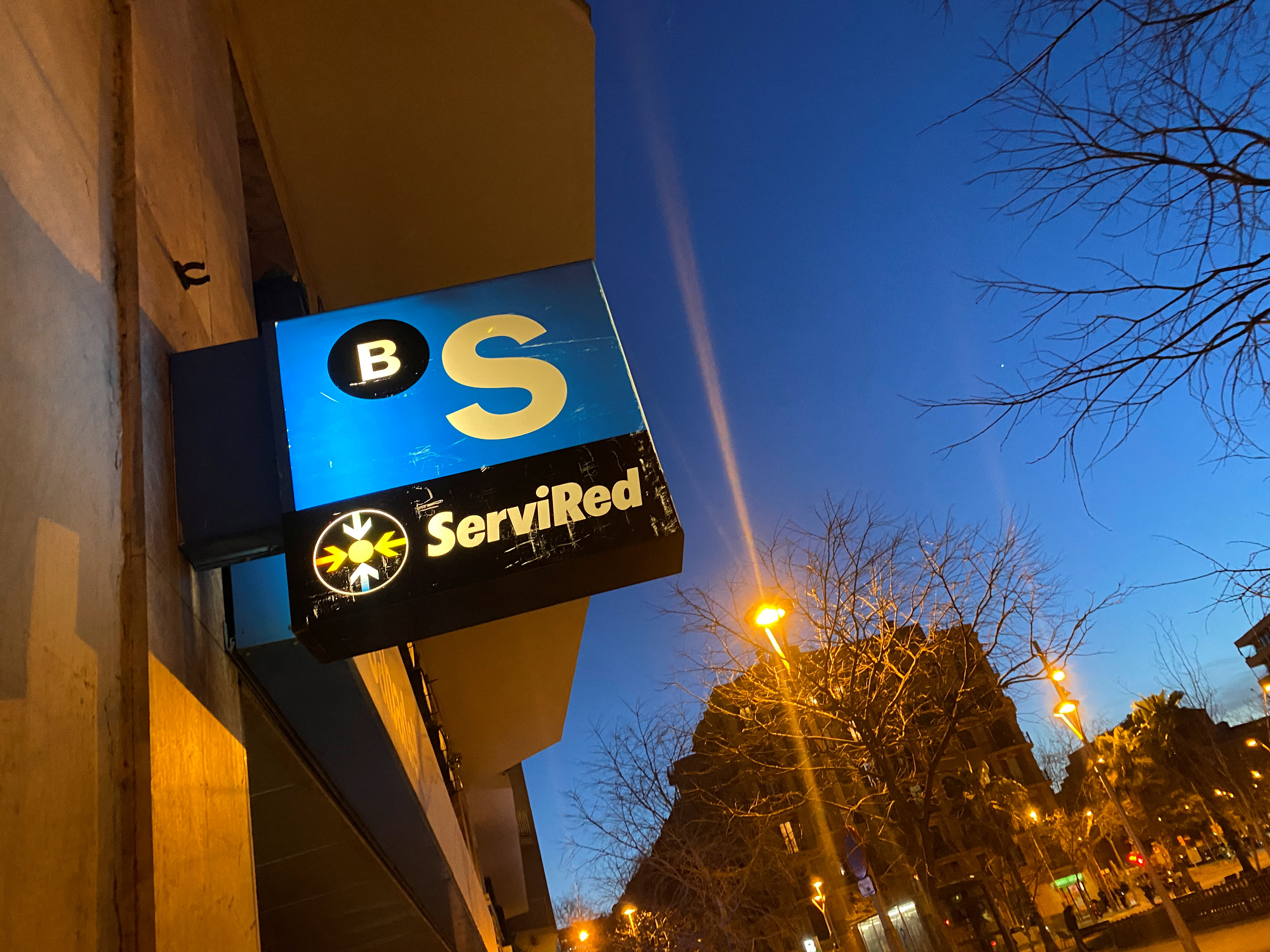 La española Sabadell eleva sus previsiones de ingresos y rentabilidad crediticia para 2023