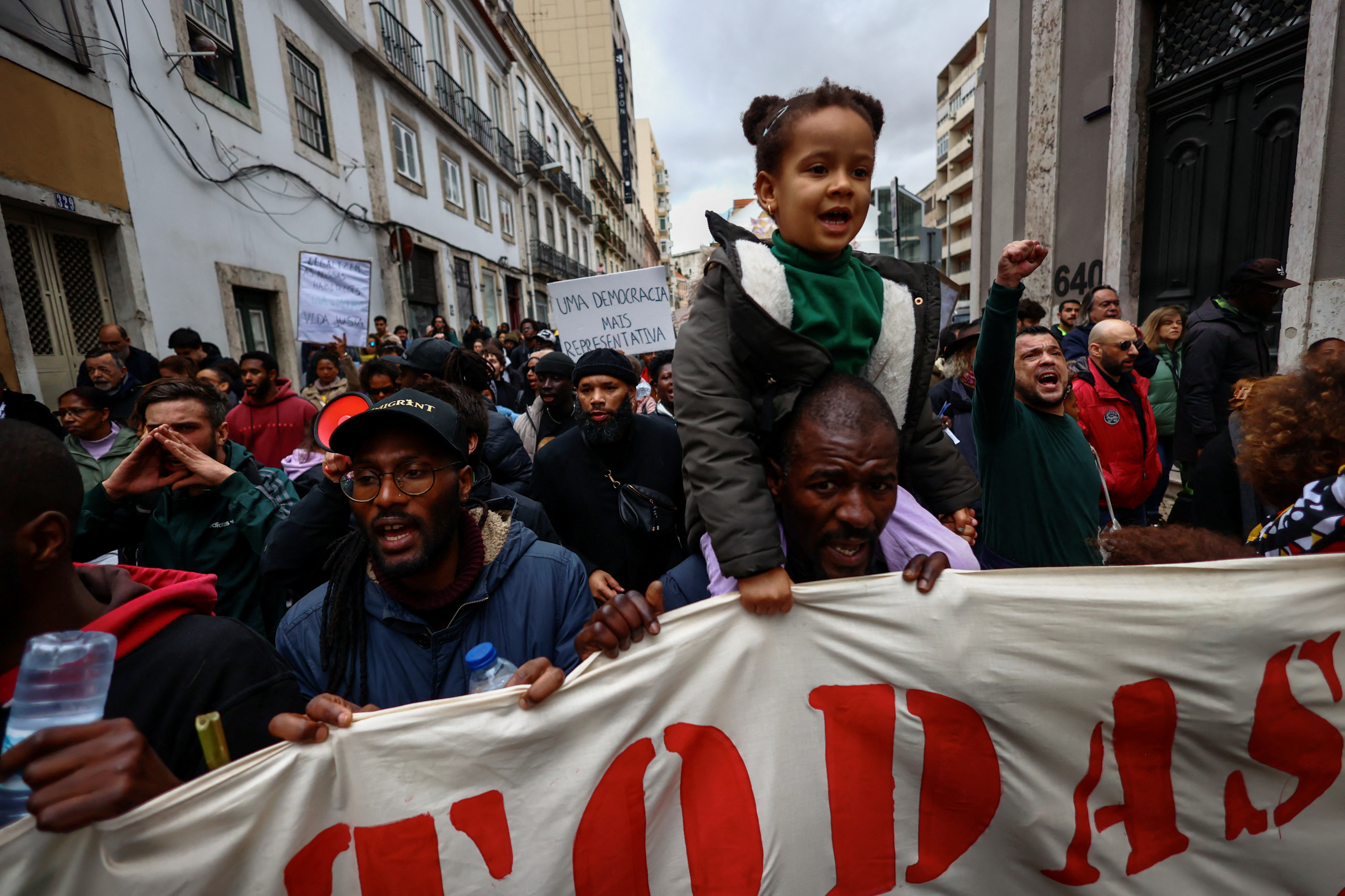 Demonstration against the mounting costs of living, in Lisbon