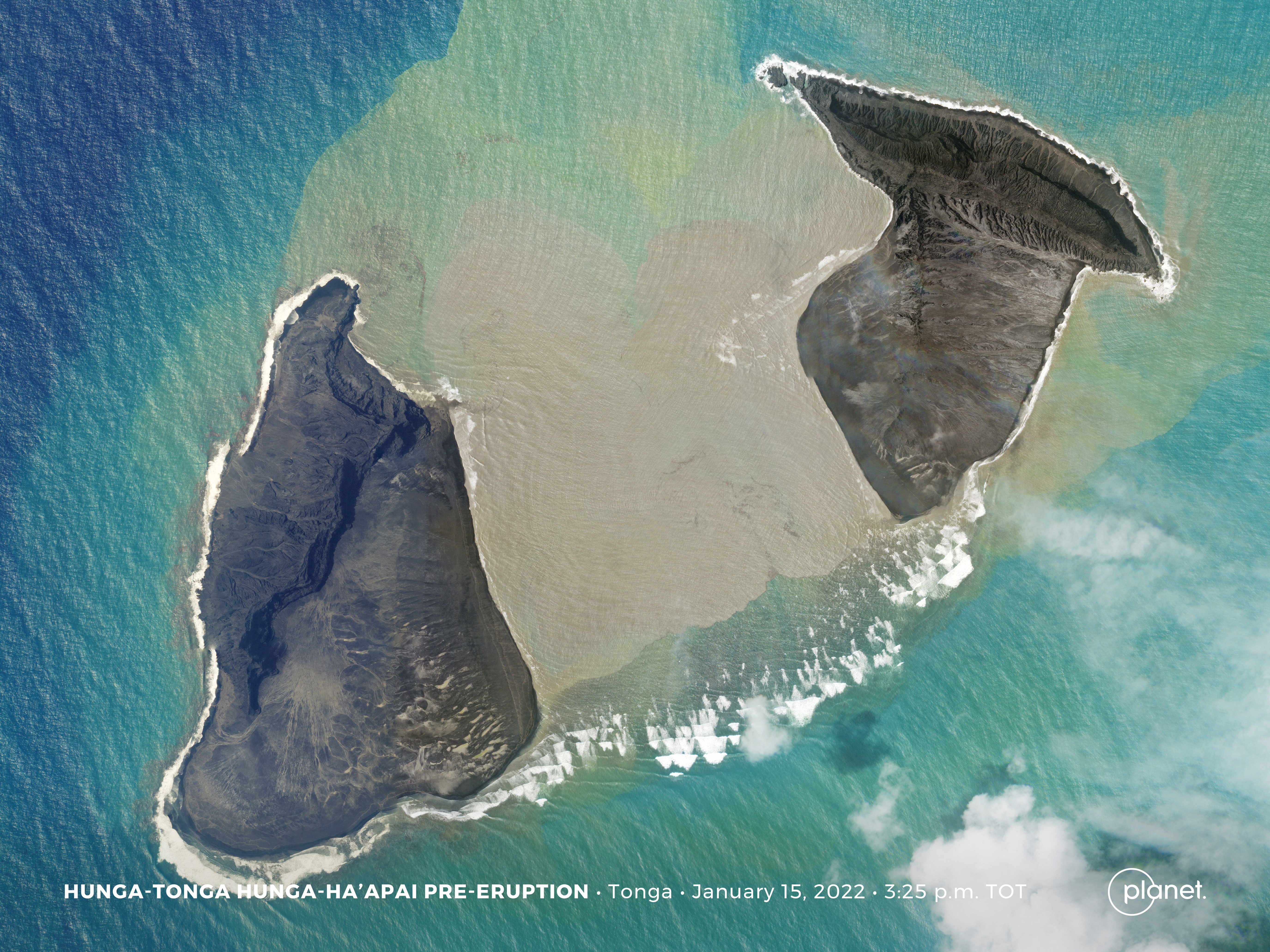 A Planet SkySat image shows the underwater volcano Hunga Tonga-Hunga Ha'apai two hours before its eruption