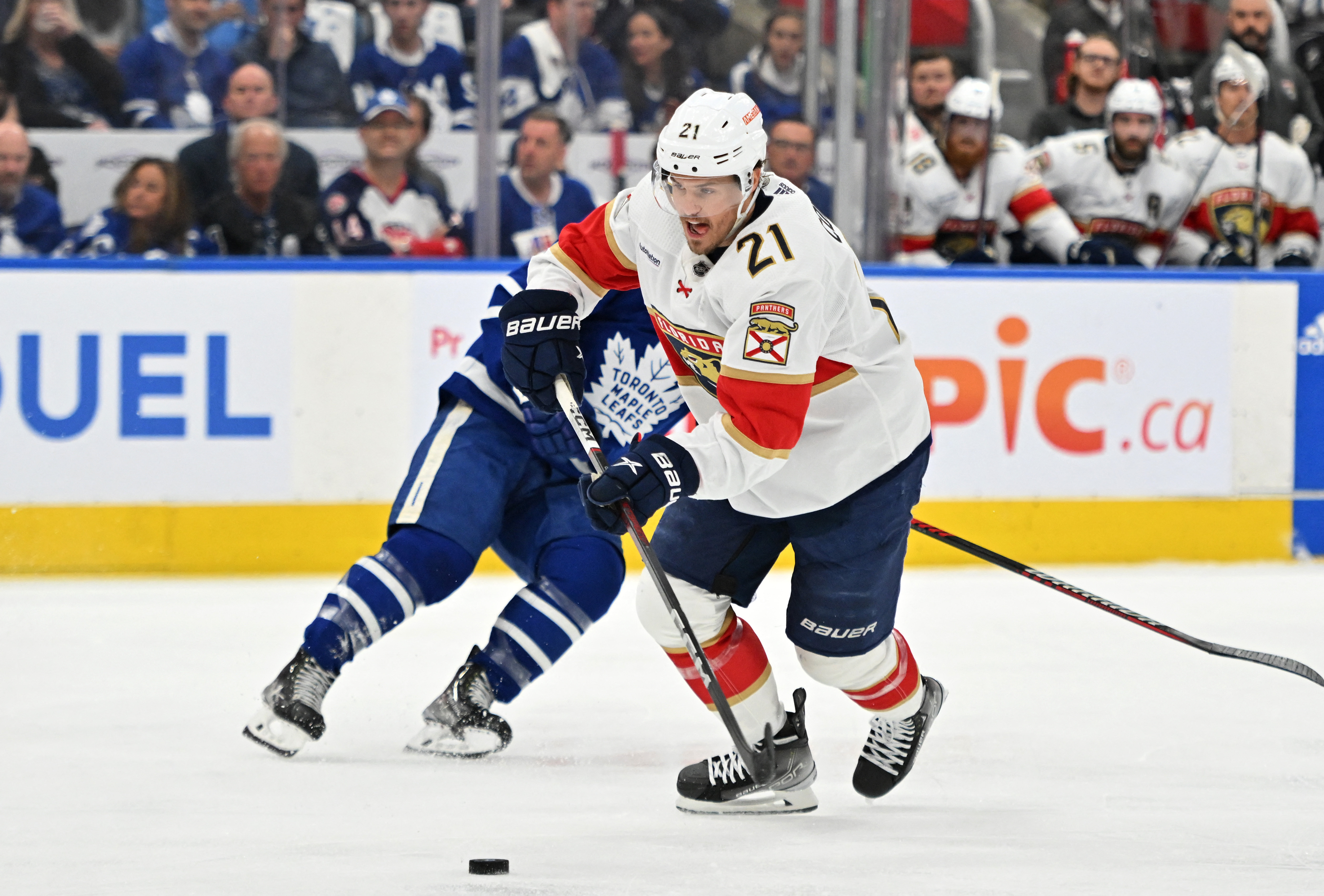 Photo Gallery: Maple Leafs vs Flyers (12/03/2019) - Inside Hockey