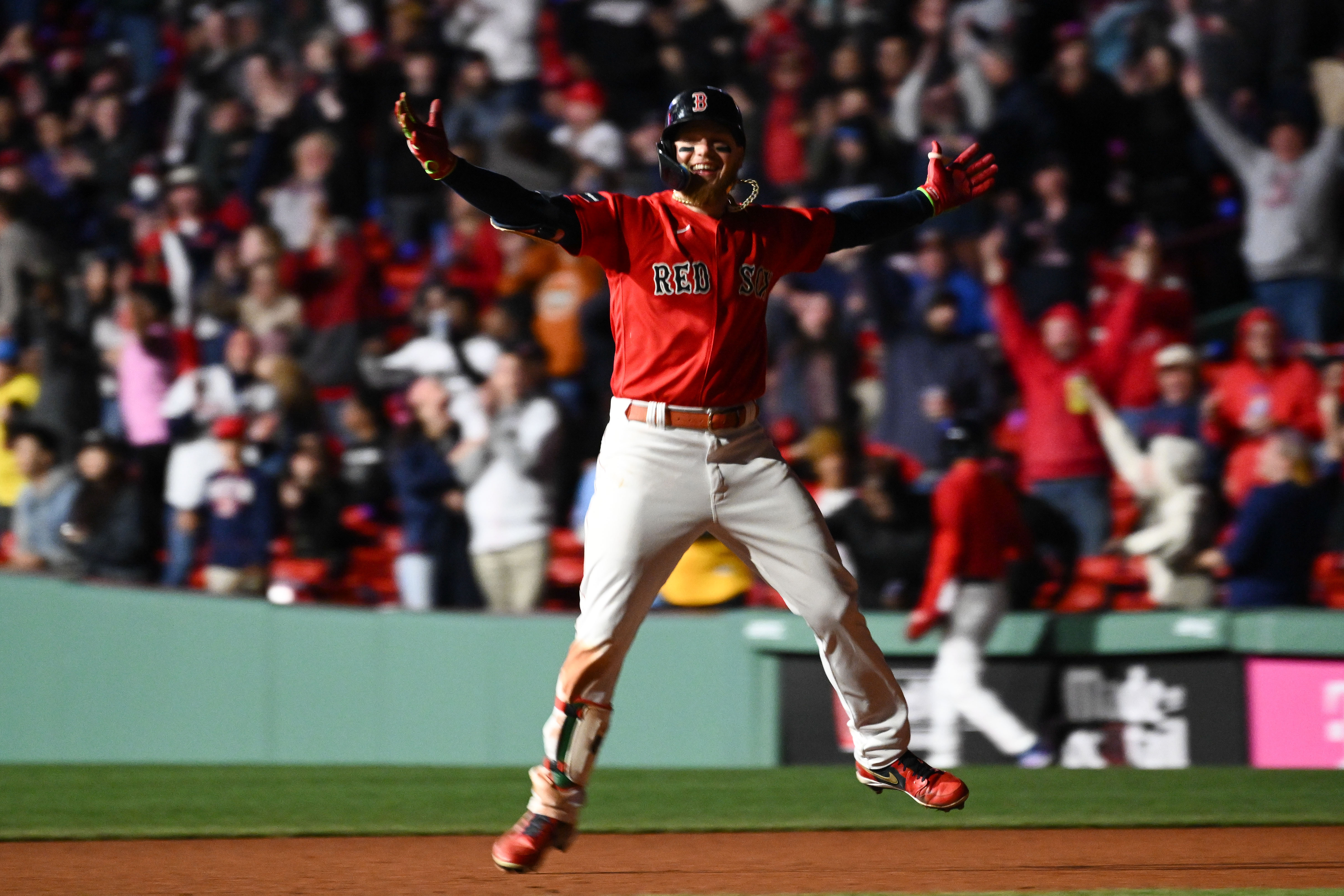 Verdugo homers for 3rd walk-off hit; Red Sox beat Blue Jays - Newsday