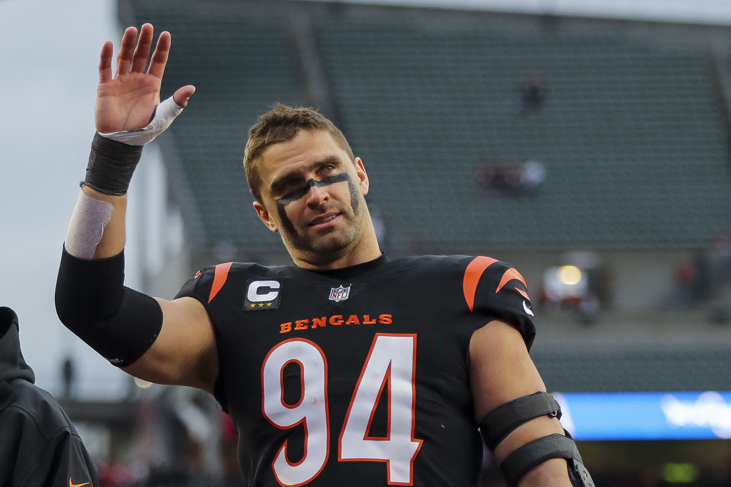 Bengals DE Sam Hubbard reveals ankle reconstruction surgery | Reuters