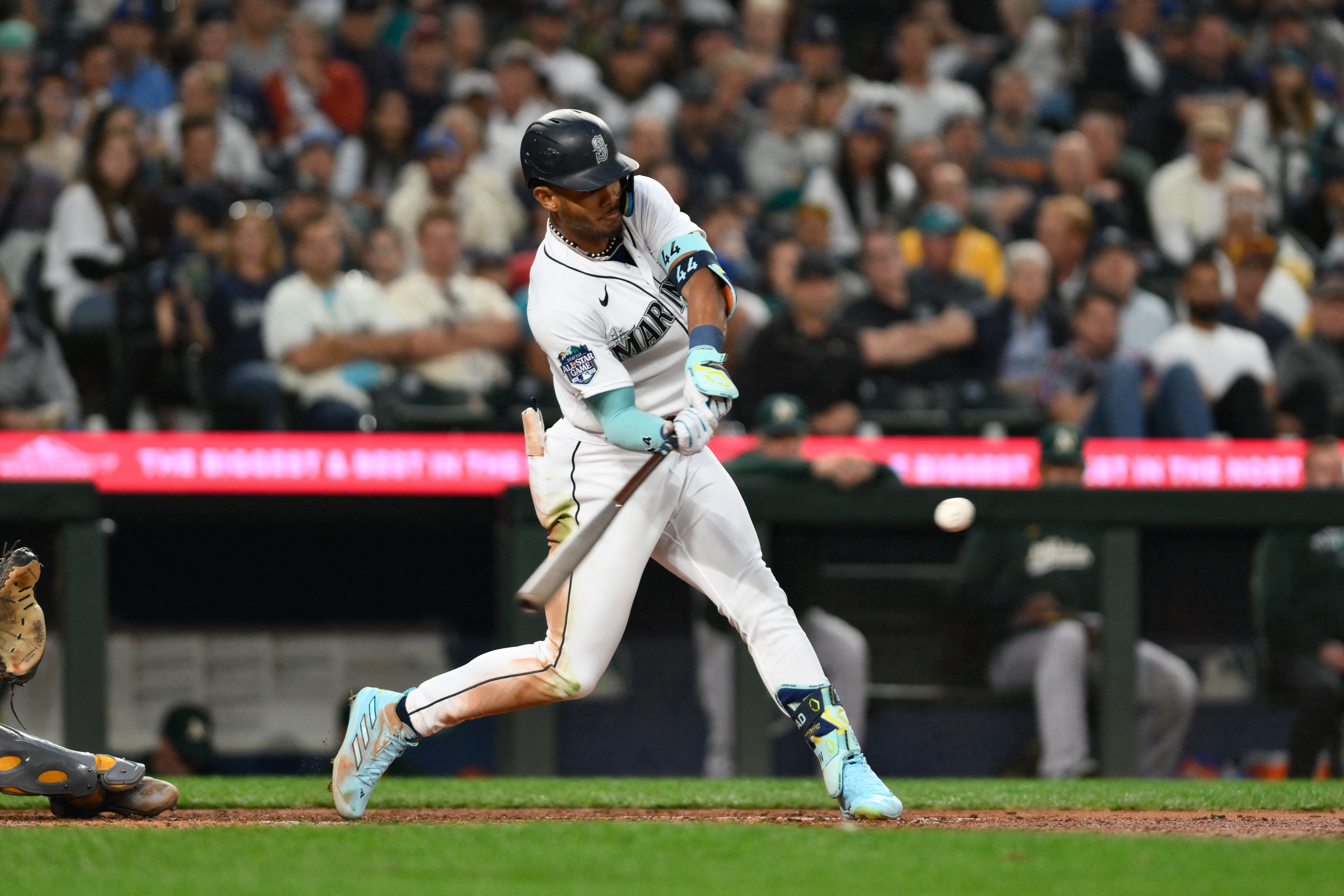 J-Rod leaves early as Mariners avoid sweep, Sports