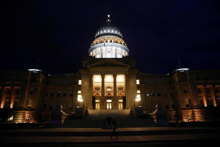 Idaho Governor Signs Texas-style Six-week Abortion Ban Into Law | Reuters