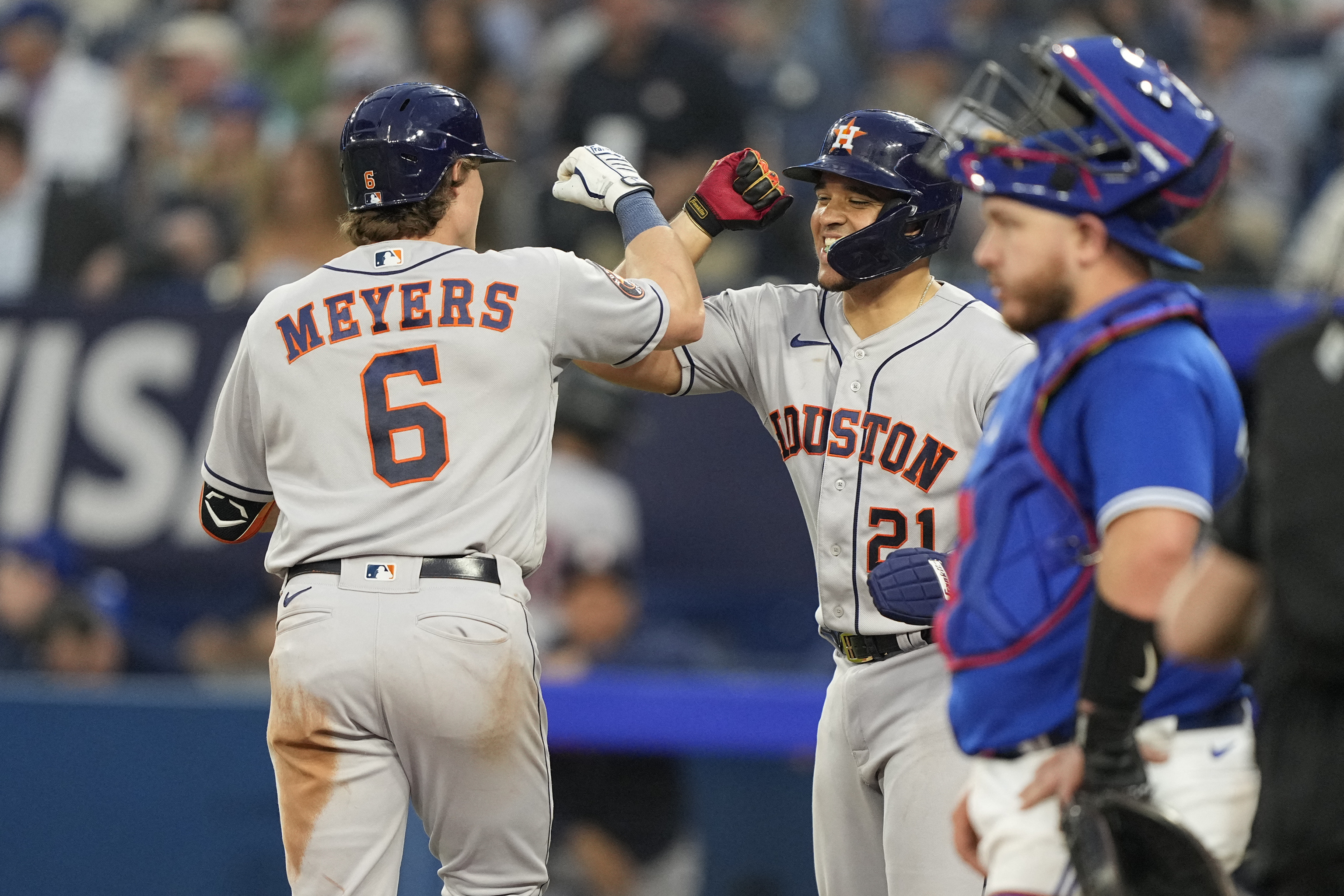 Corey Julks, Jake Meyers homer in win over Blue Jays