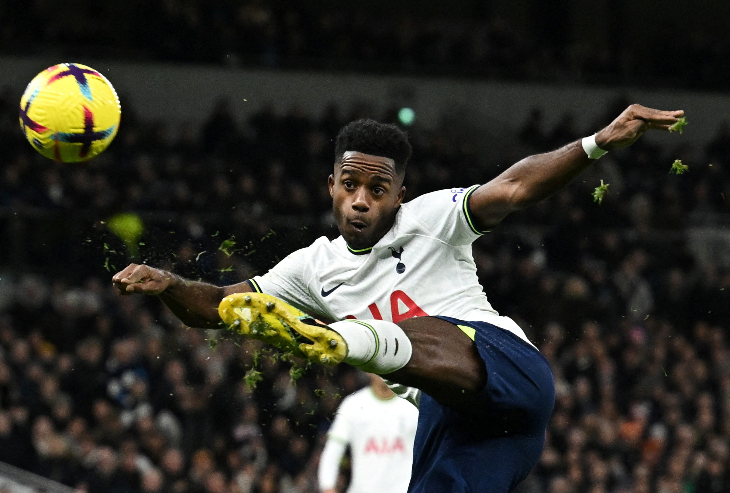 Tottenham's Sessegnon undergoes hamstring surgery | Reuters