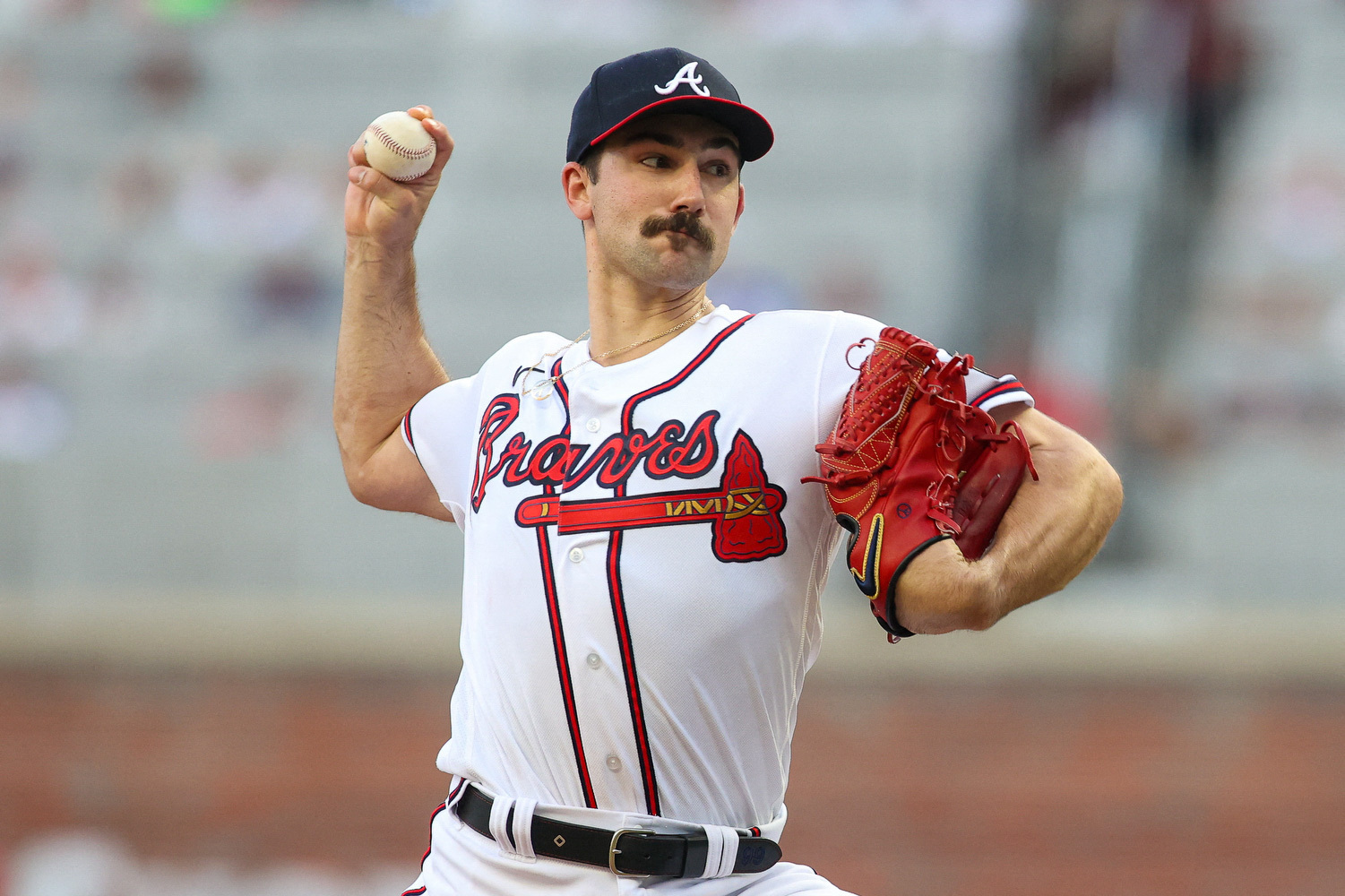 Braves continue torrid June, beat Twins in series opener