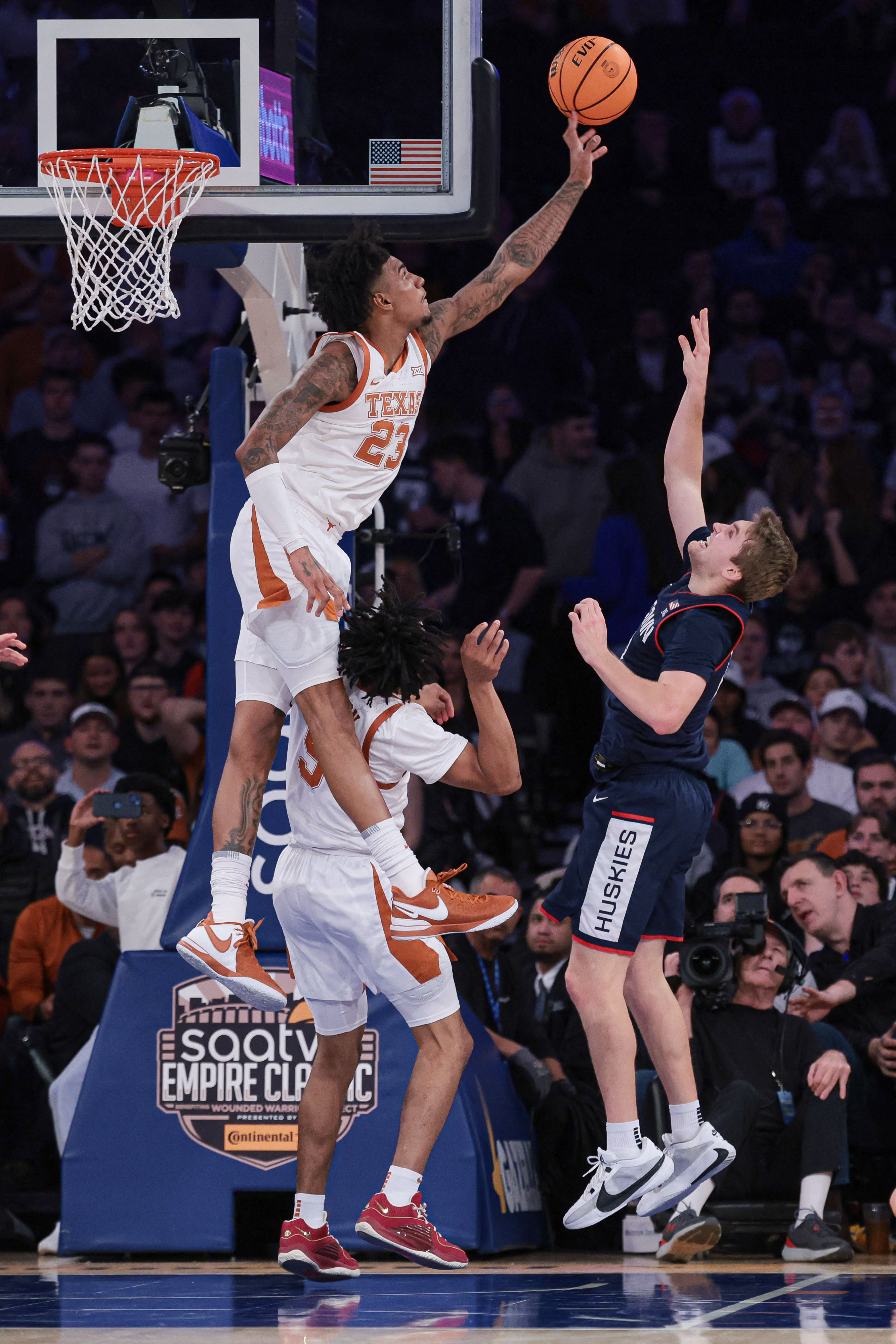 Sycamore Basketball on X: Congratulations to the three teams that won the  2023 Camp Championships! The Kentucky Wildcats, UConn Huskies, and a half  court buzzer beater carried the Detroit Pistons to a