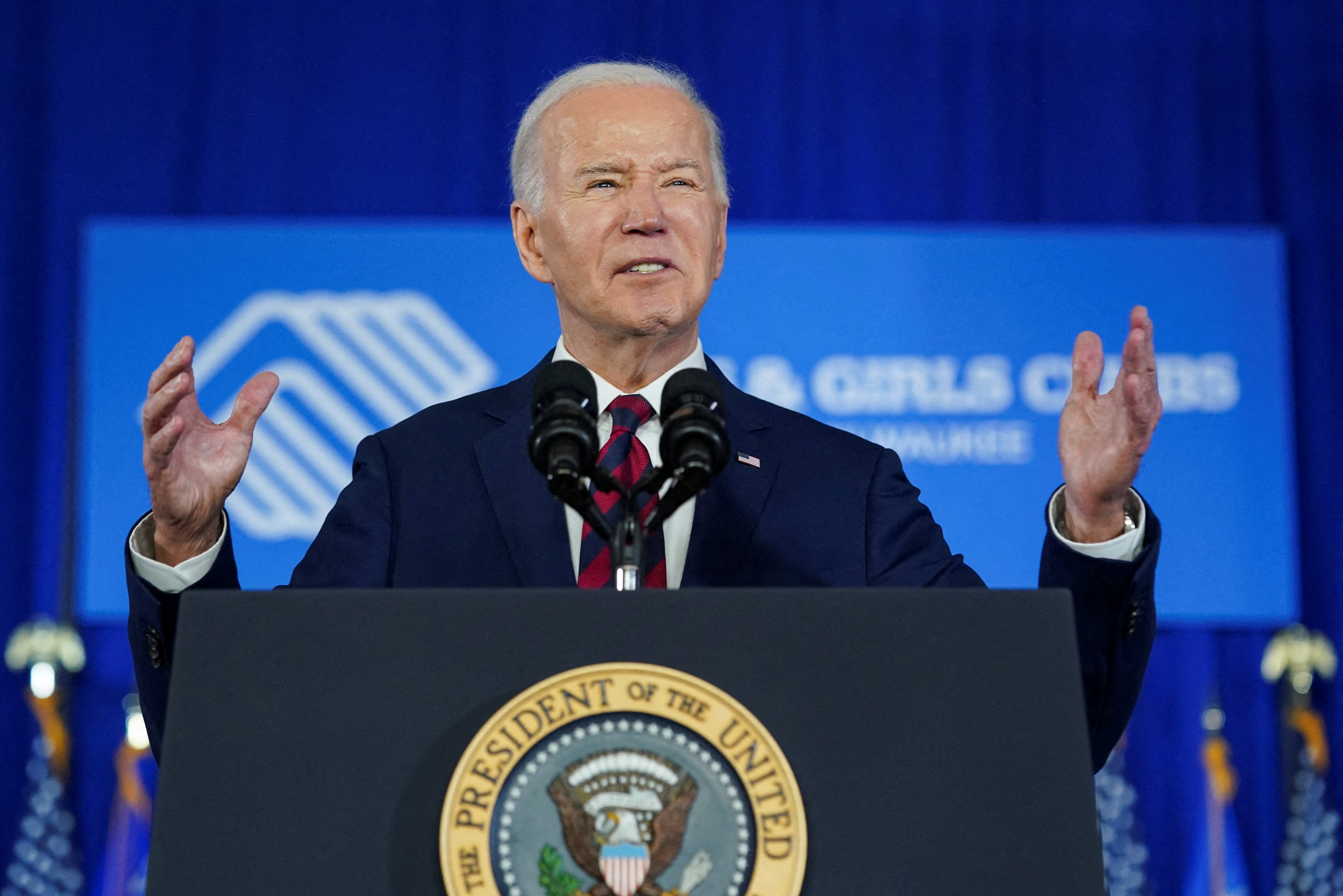 Neck-and-Neck: Biden and Trump in Tight Presidential Race