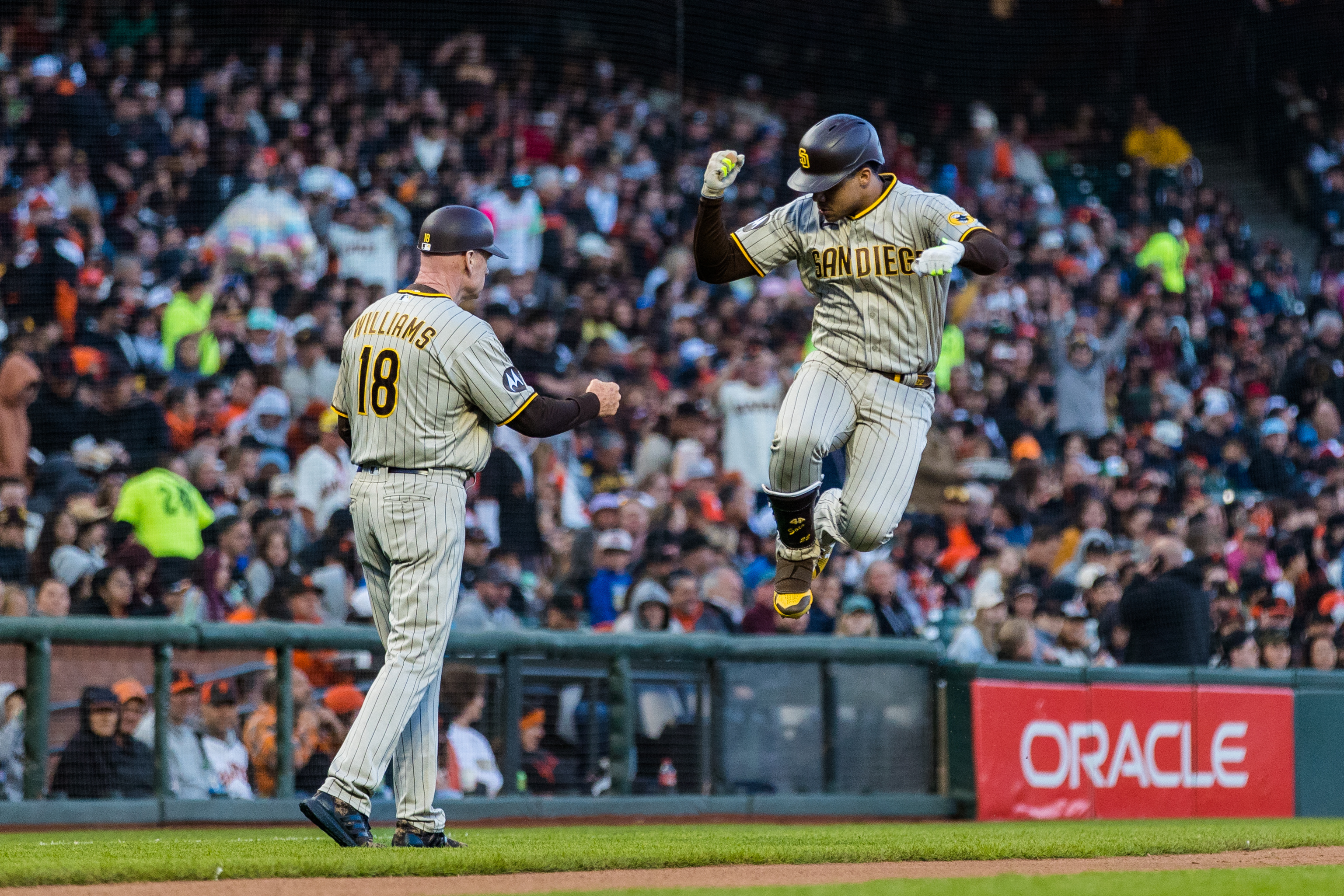 Mike Yastrzemski talks about his walk-off heroics to lift the Giants over  the Padres