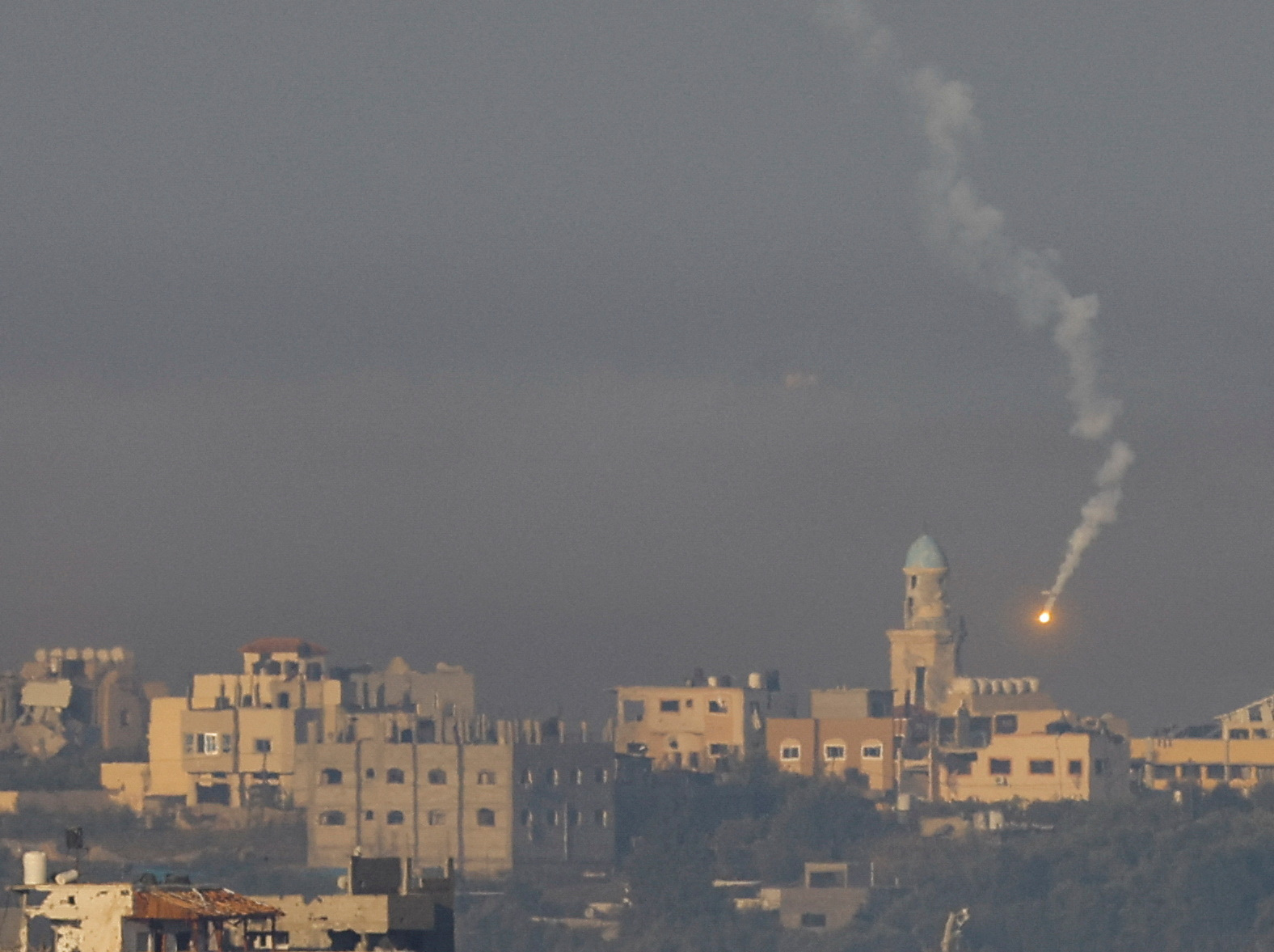 Israel Presses Ground Offensive In Southern Gaza Air Strikes Intensify Reuters