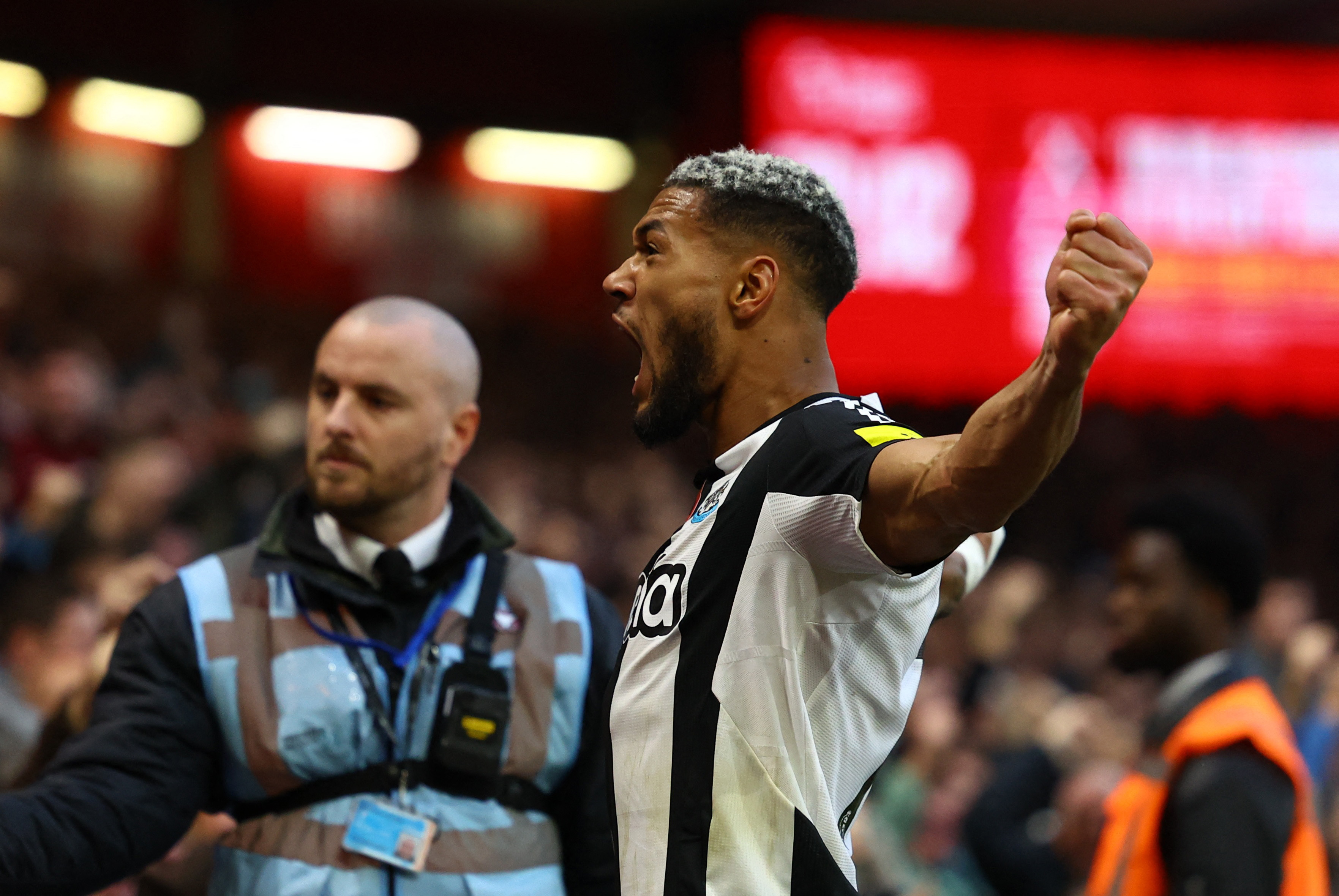 Howe praises Joelinton after Newcastle win at Forest | Reuters