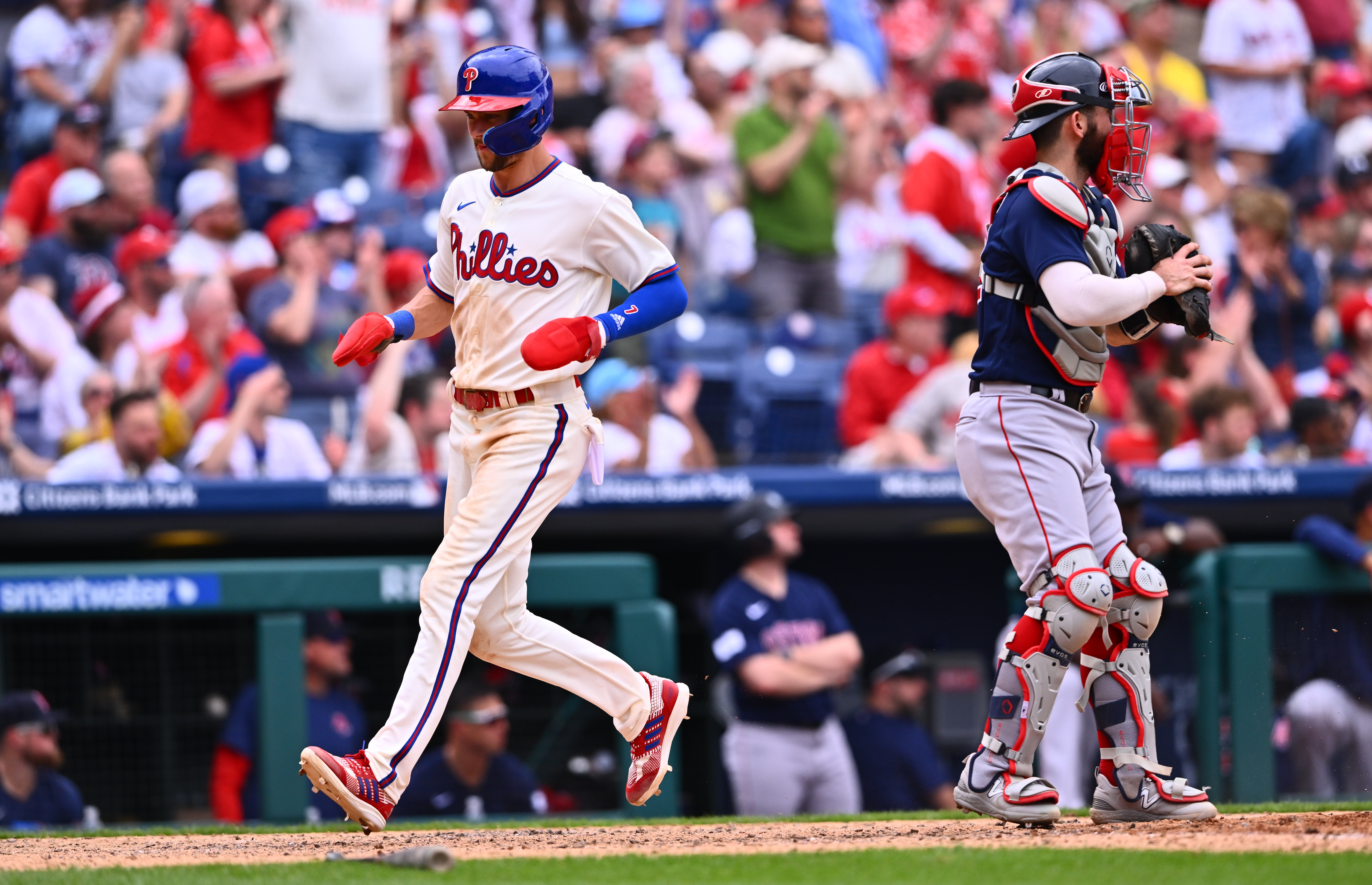 Kyle Schwarber breaks out to help Phillies end slide vs. Red Sox