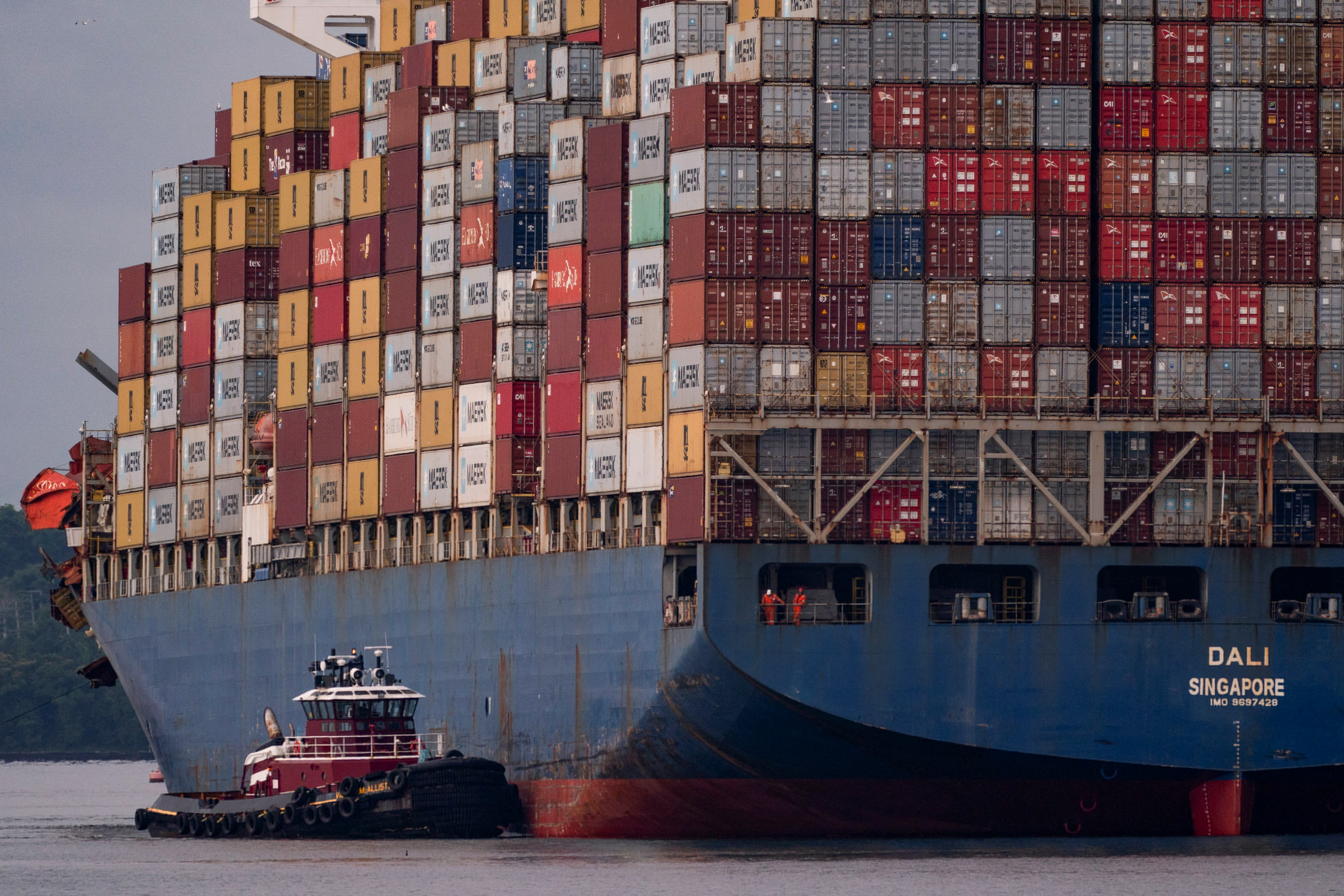 The cargo ship 'Dali' moves from the Francis Scott Key Bridge, in Baltimore