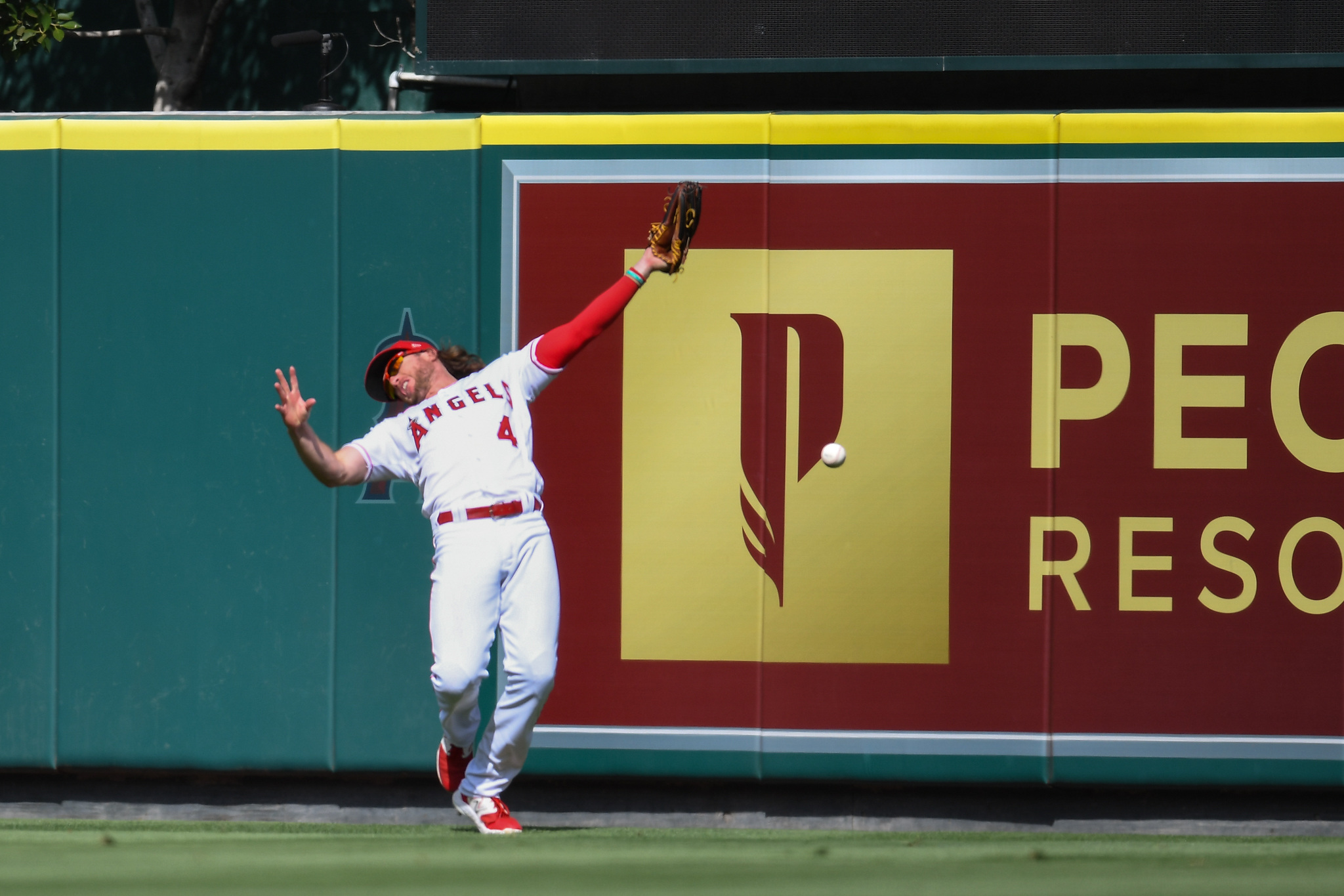 Brandon Drury powers Angels past Athletics