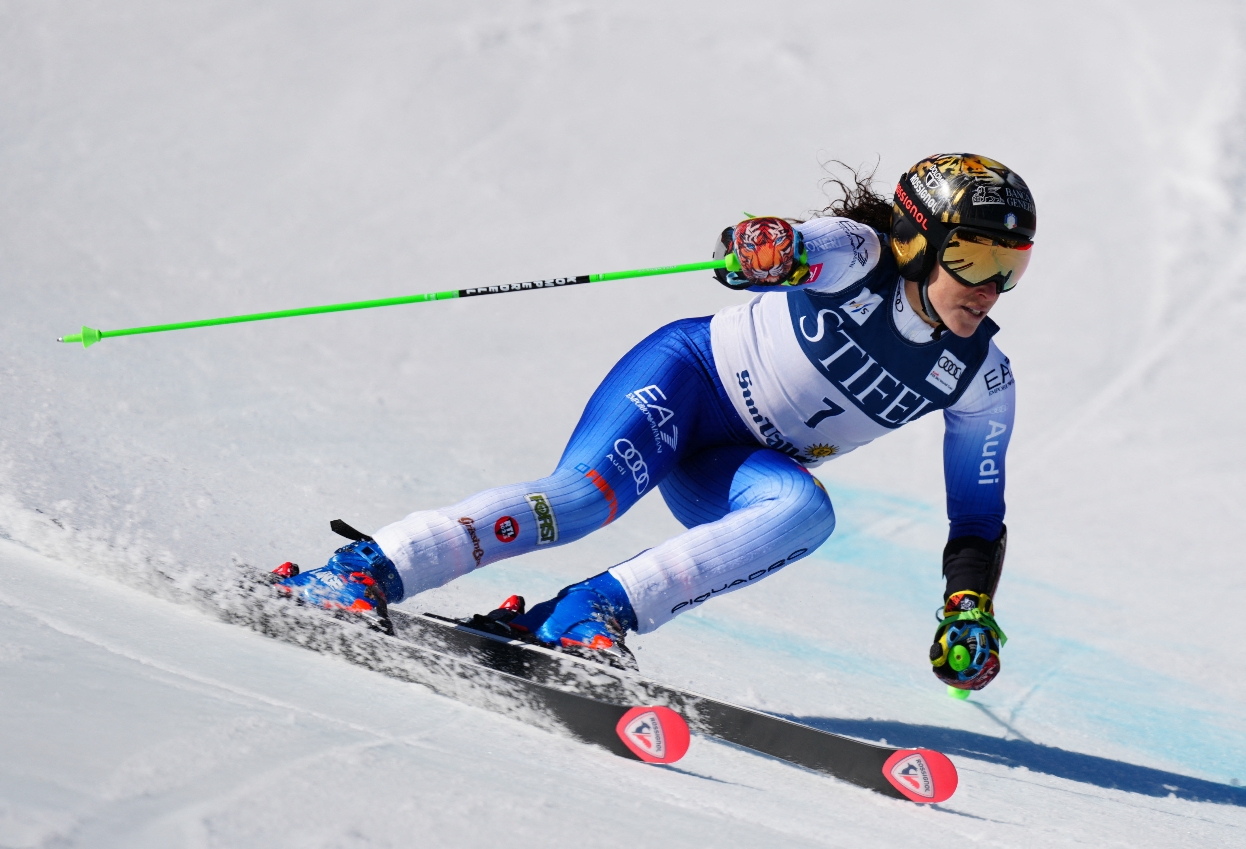 Brignone wins giant slalom globe after Robinson crashes out