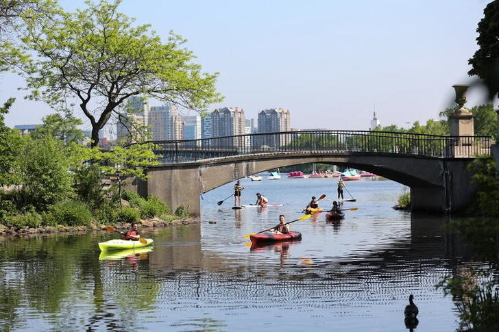 After 50 Years, Boston's Charles River Just Became Swimmable Again -  Bloomberg