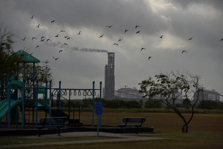 Air quality problems dog Cheniere Texas LNG facility