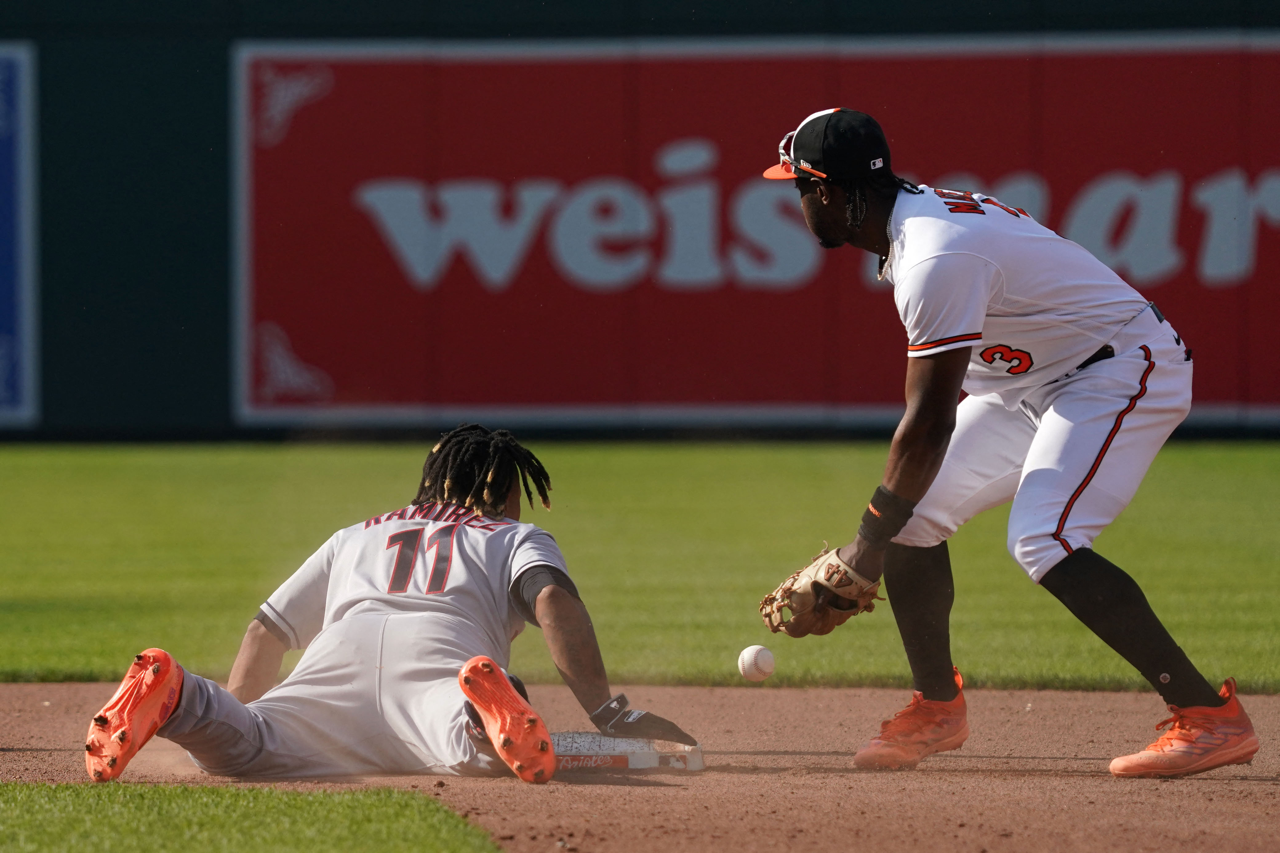 Baltimore, United States. 29th May, 2023. Cleveland Guardians first baseman Josh  Naylor (22) making contact with the pitch in the top of the third inning  against the Baltimore Orioles at Oriole Park