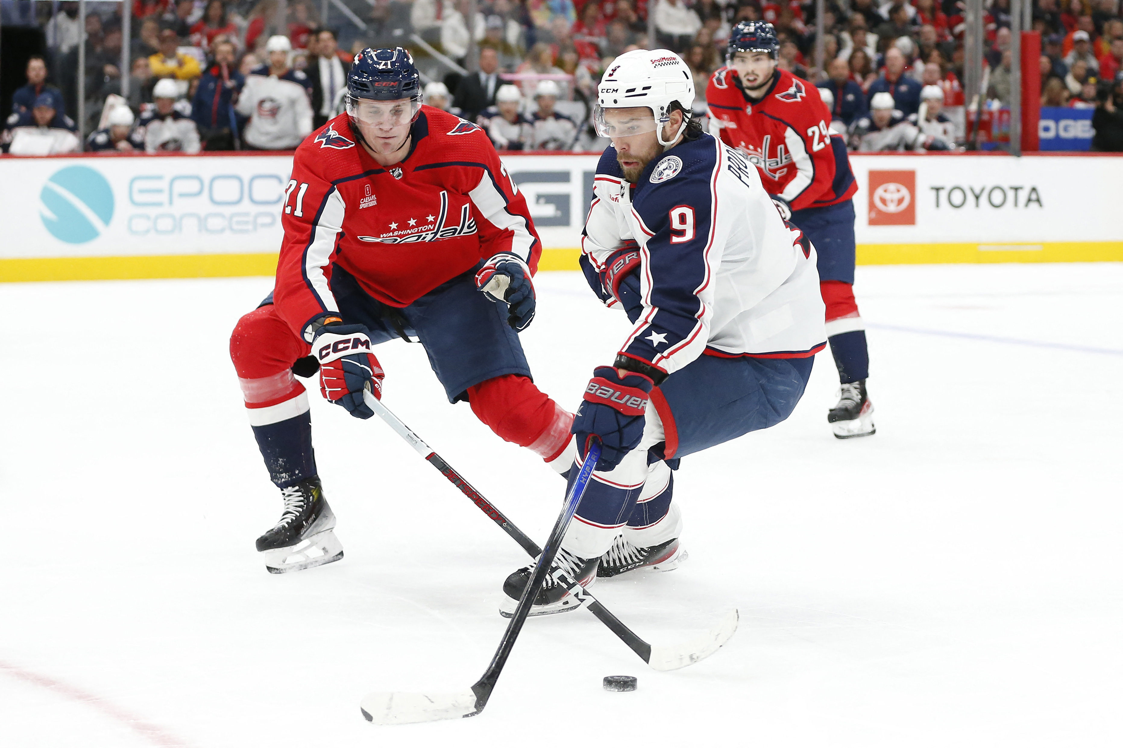 Capitals outlast Blue Jackets 4-3, earn fourth straight win | Reuters