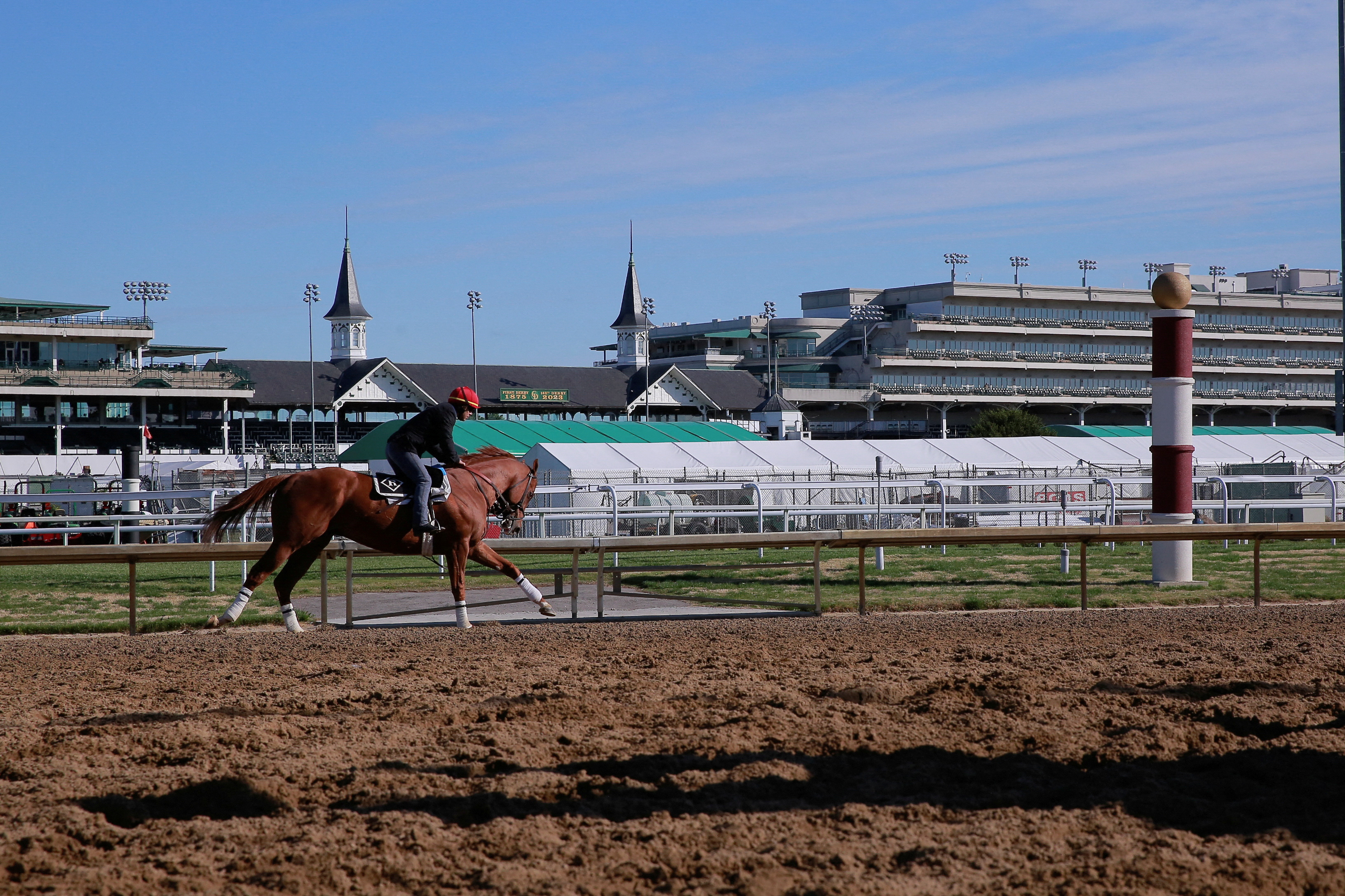 Patrick Mahomes to give 'Riders Up' call at Kentucky Derby