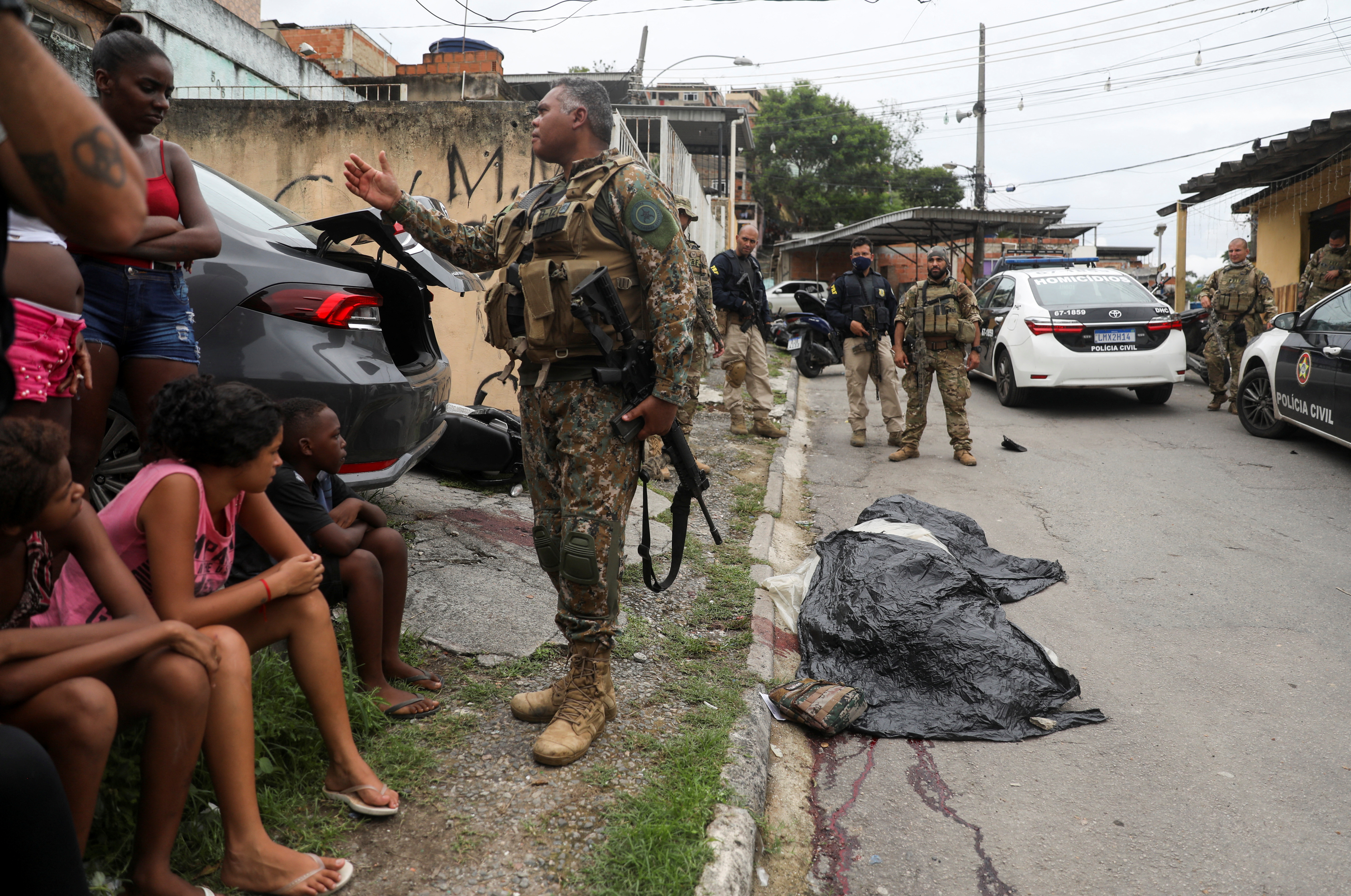 At least eight people killed in Rio de Janeiro police raid