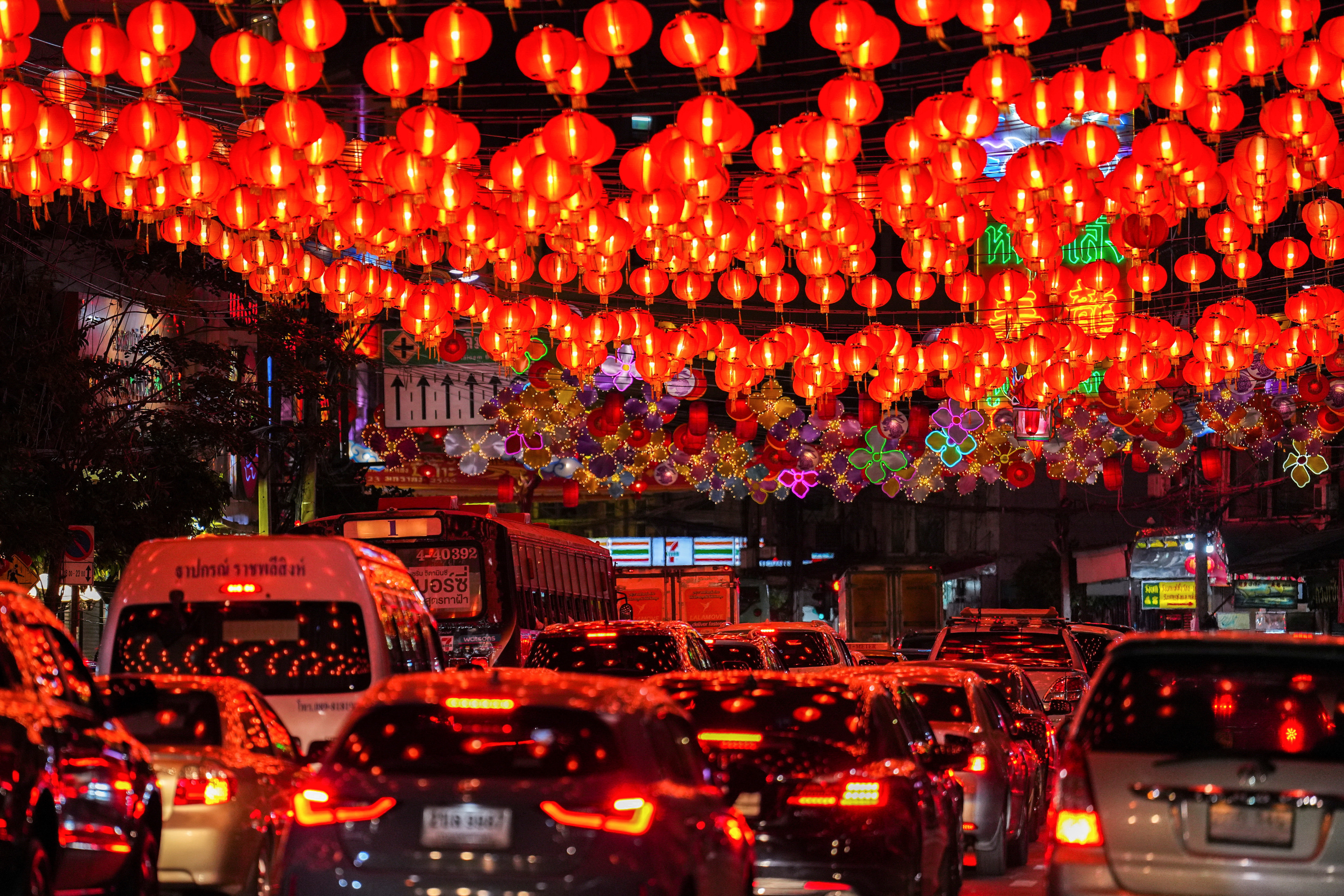 For Chinese Lunar New Year tourists, retailers roll out rabbit dances, red  lanterns