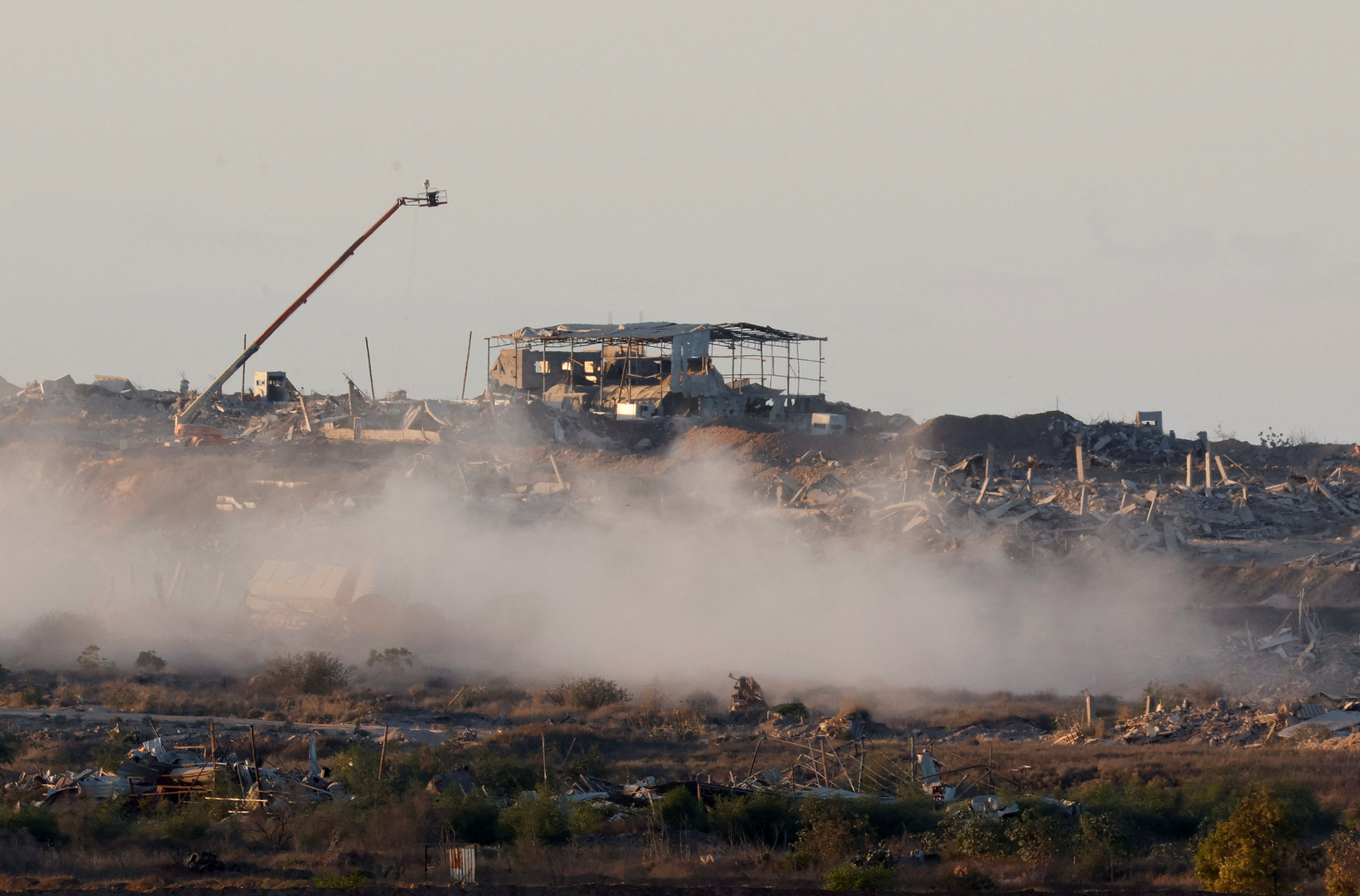 ガザ交渉、解放者名簿交換 トランプ氏「合意まで非常に近い」 | ロイター