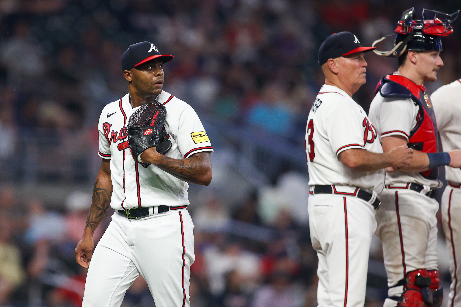 D-backs outlast Braves, end 4-game losing streak | Reuters