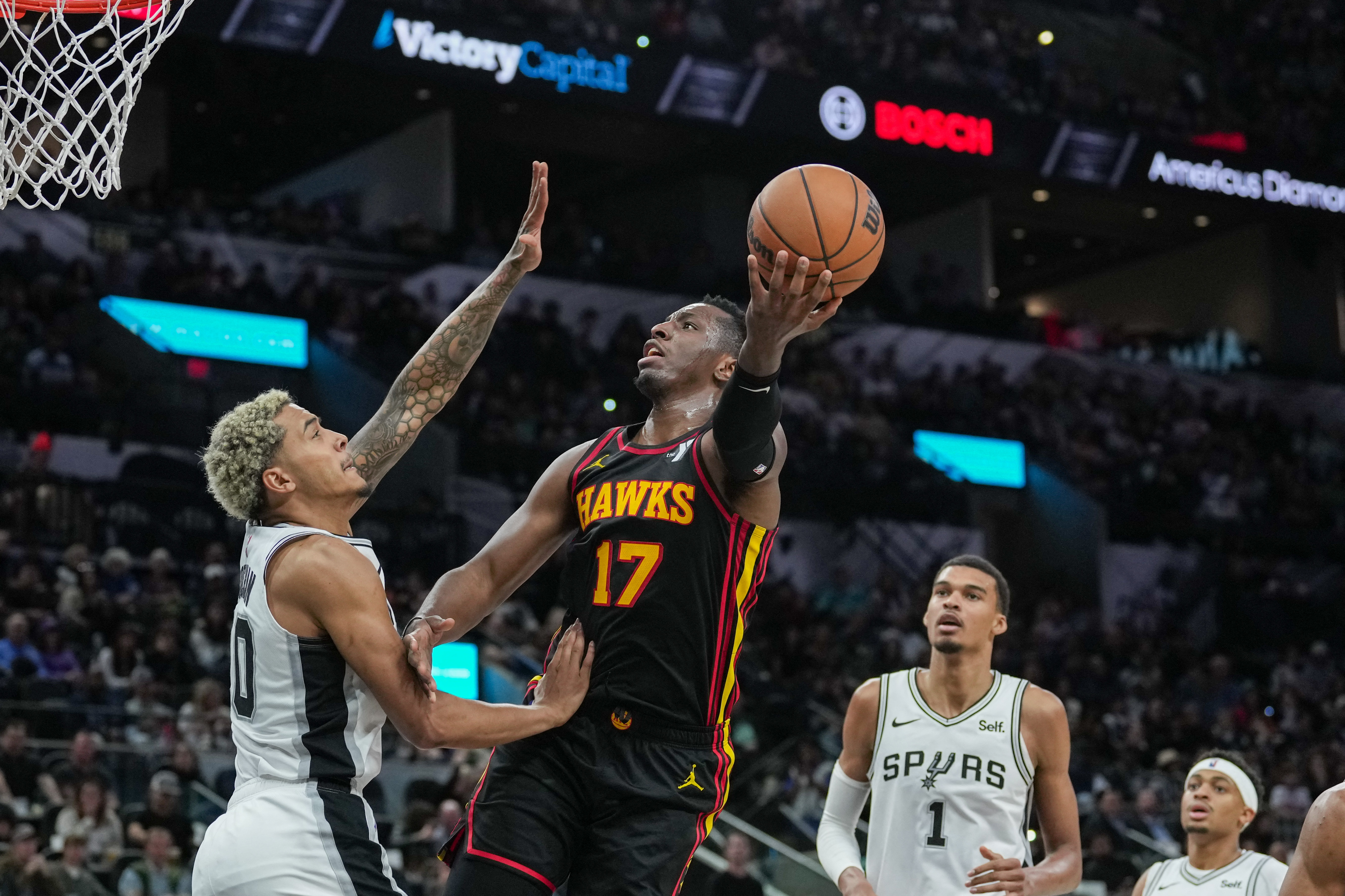 NBA roundup: Atlanta Hawks' Trae Young puts up 45 vs San Antonio Spurs