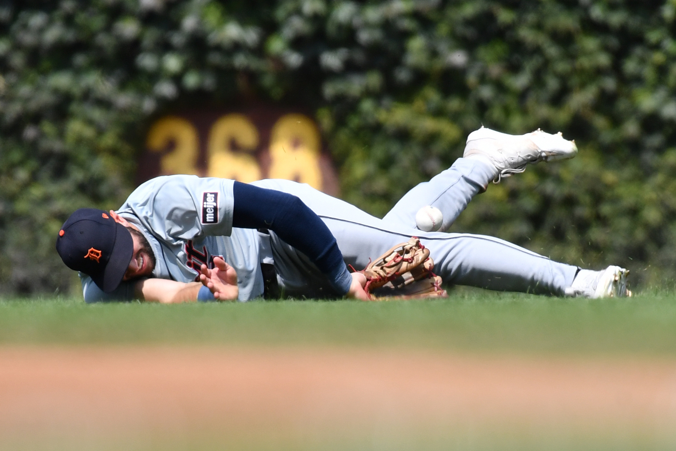 Tork'S 9Th Inning Heroics: Tigers Defeat Cubs In Chicago! - vt4txne