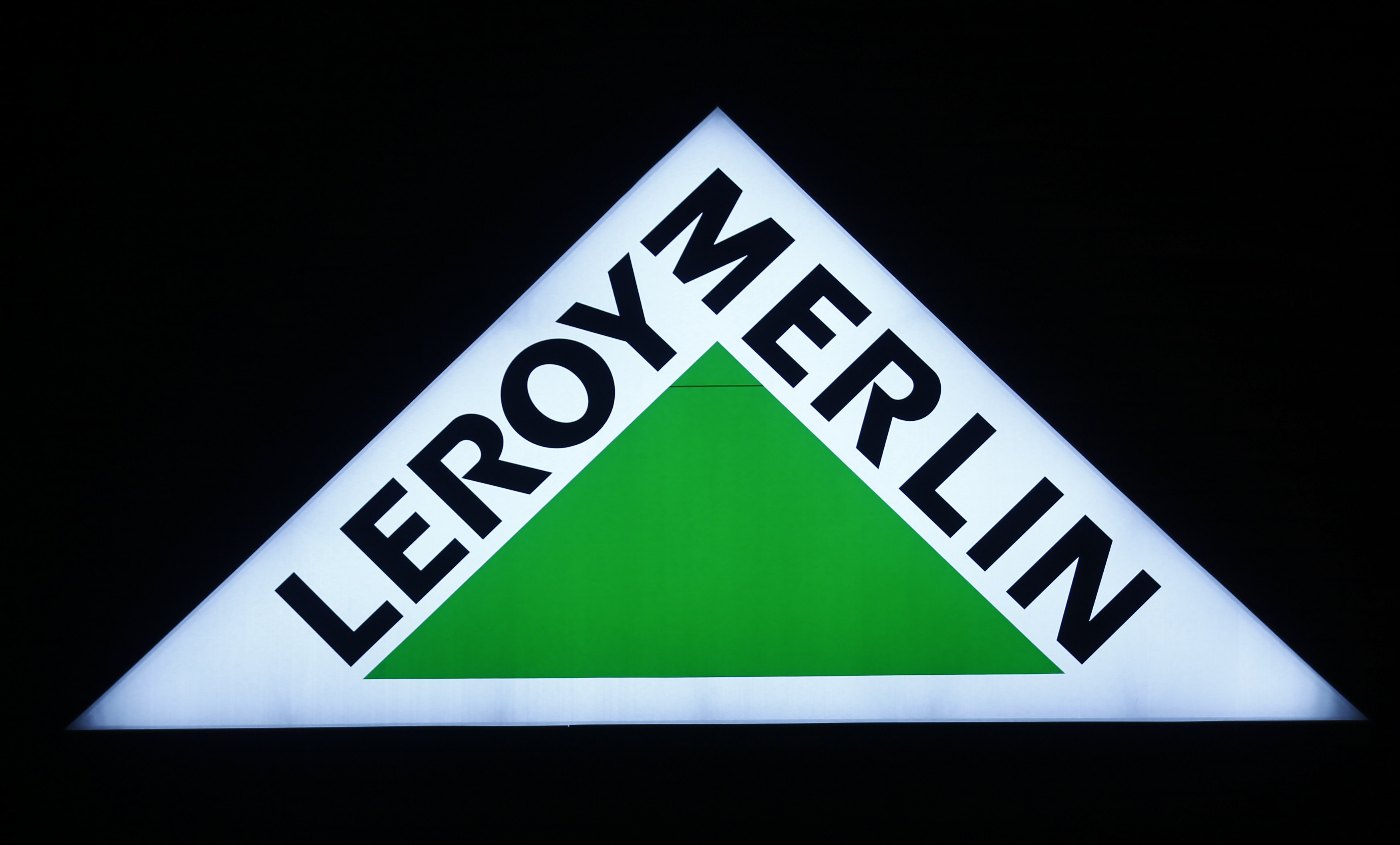French DIY retailer Leroy Merlin to transfer ownership of Russian
