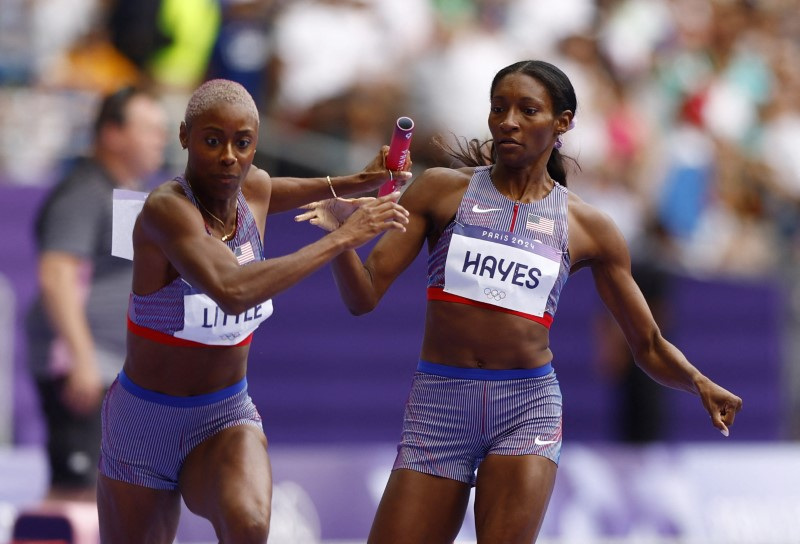 AthleticsU.S. dominate women's 4x400m women's relay qualifiers Reuters