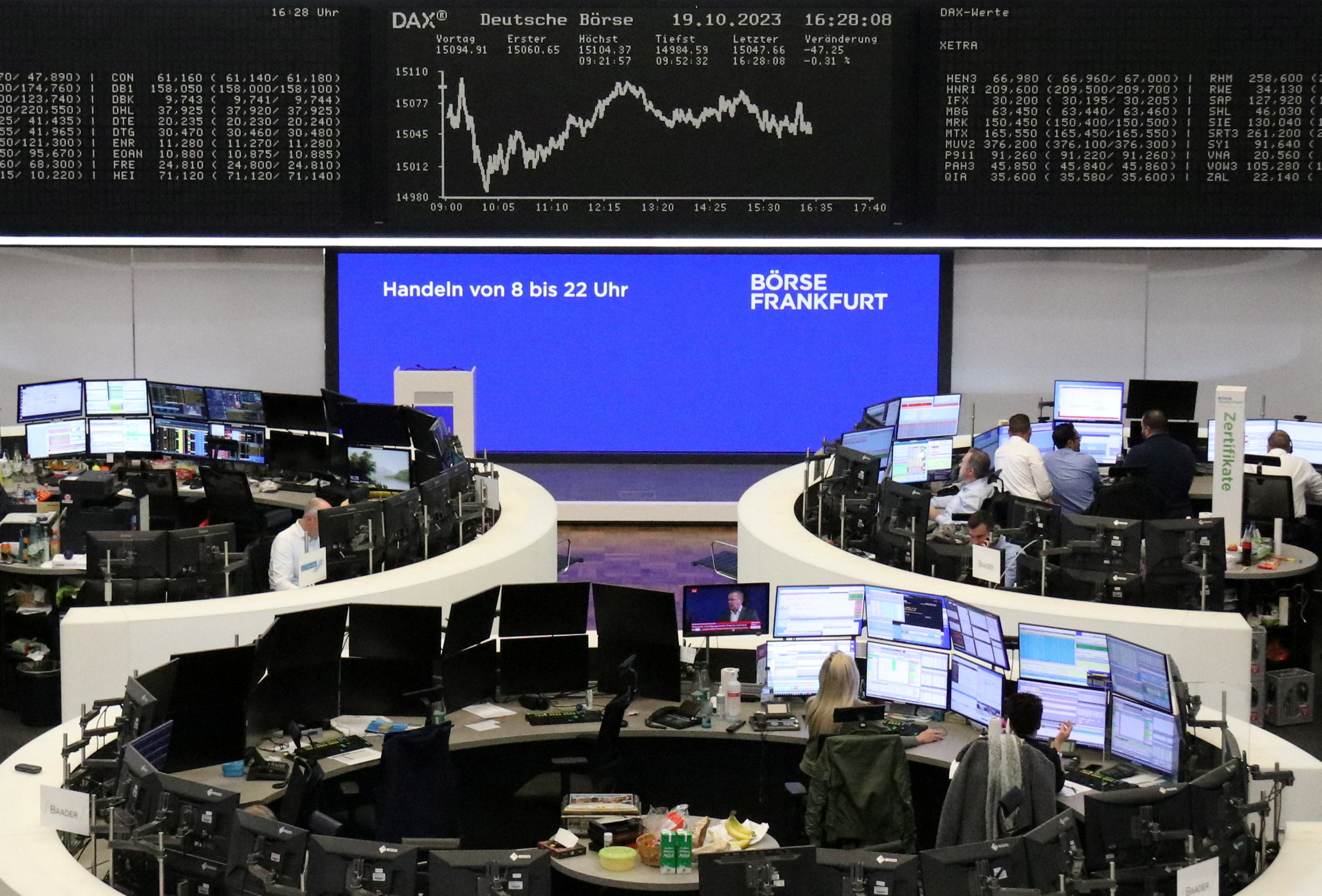 European shares hit near 22-month highs on luxury boost
