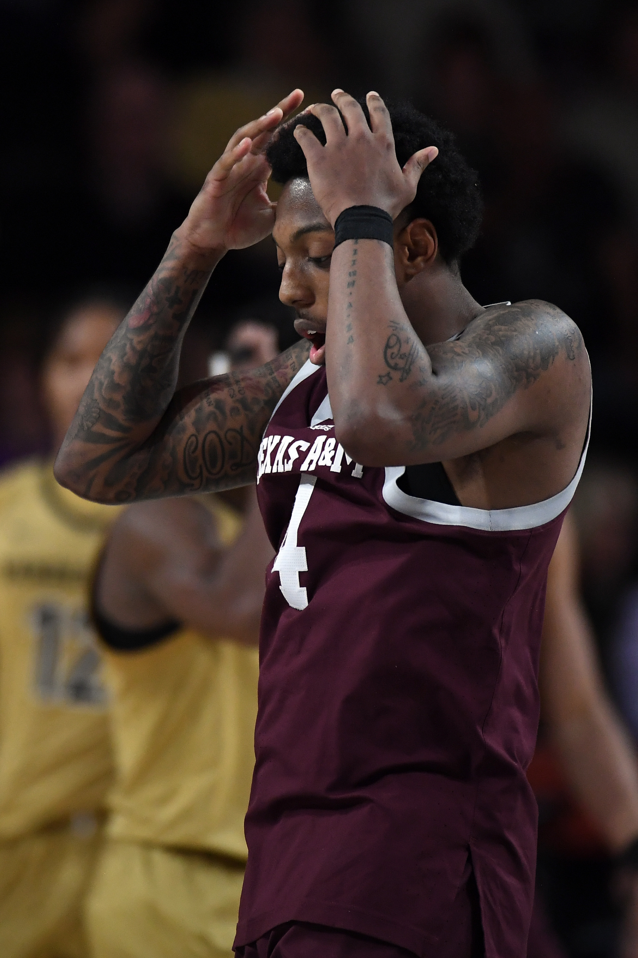 Ezra Manjon's buzzer-beater lifts Vanderbilt over Texas A&M | Reuters