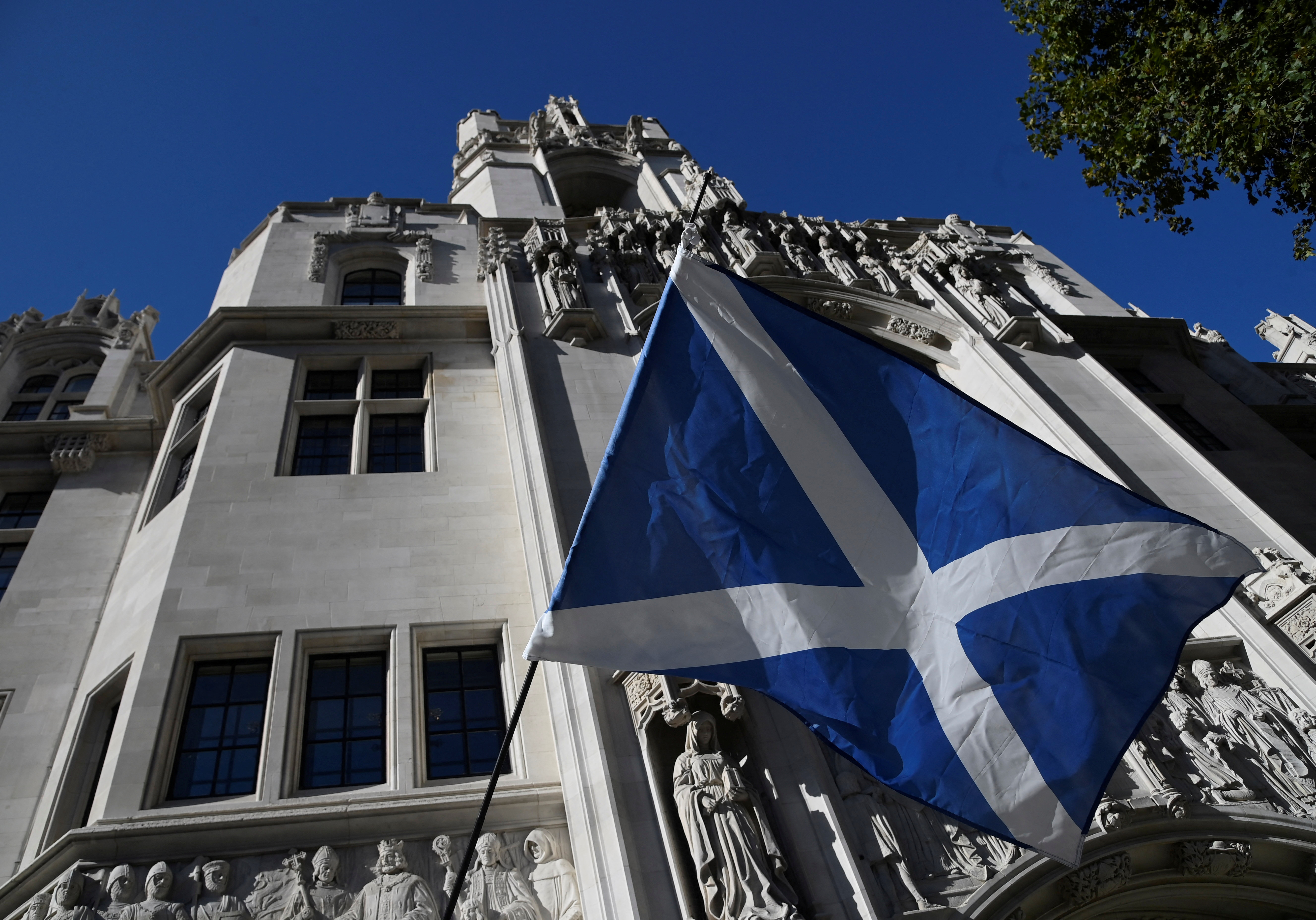 Pro-Scottish independence campaigners protest outside the Supreme Court in London