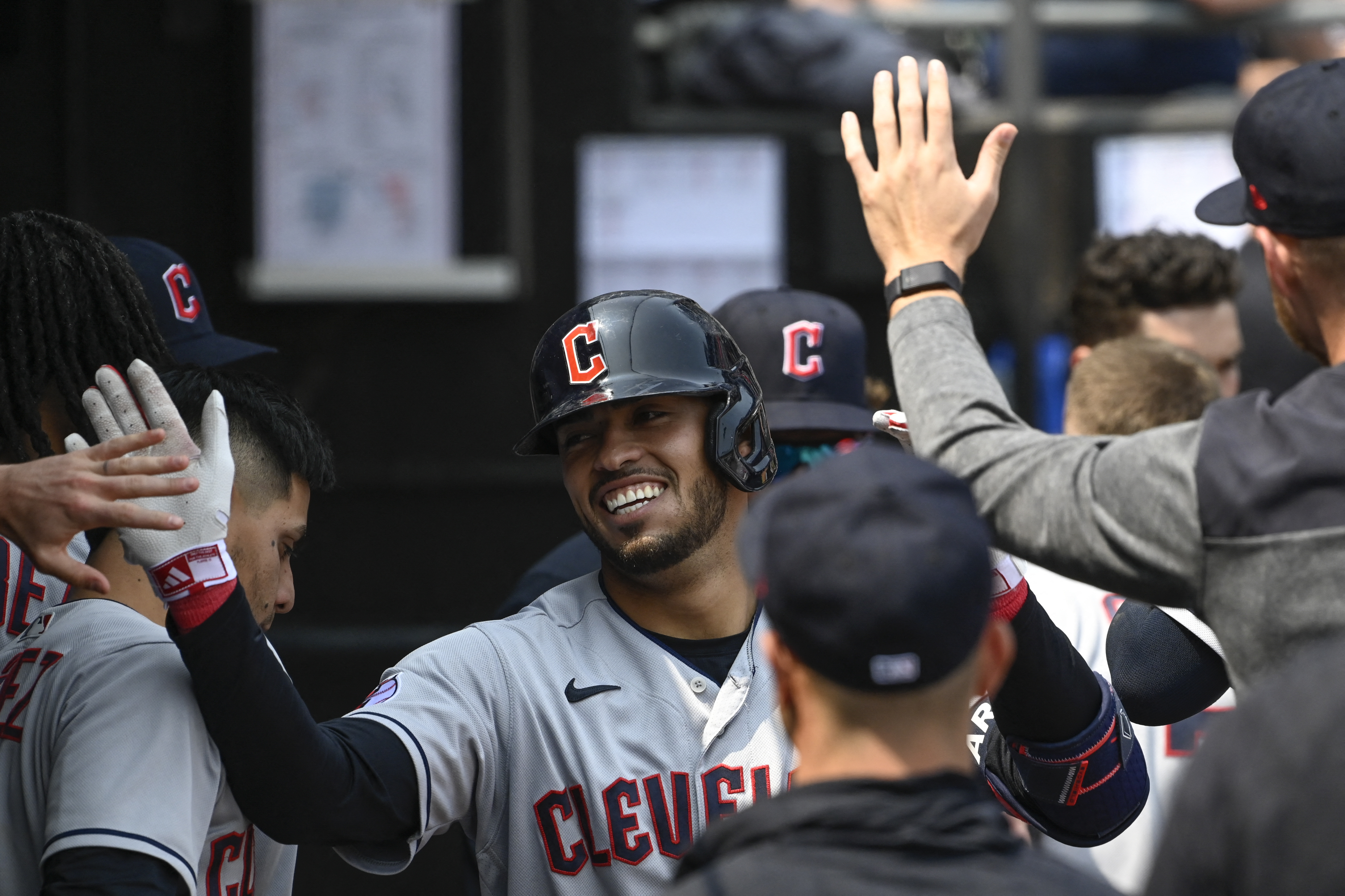 Guardians clip White Sox 3-1 to avoid sweep