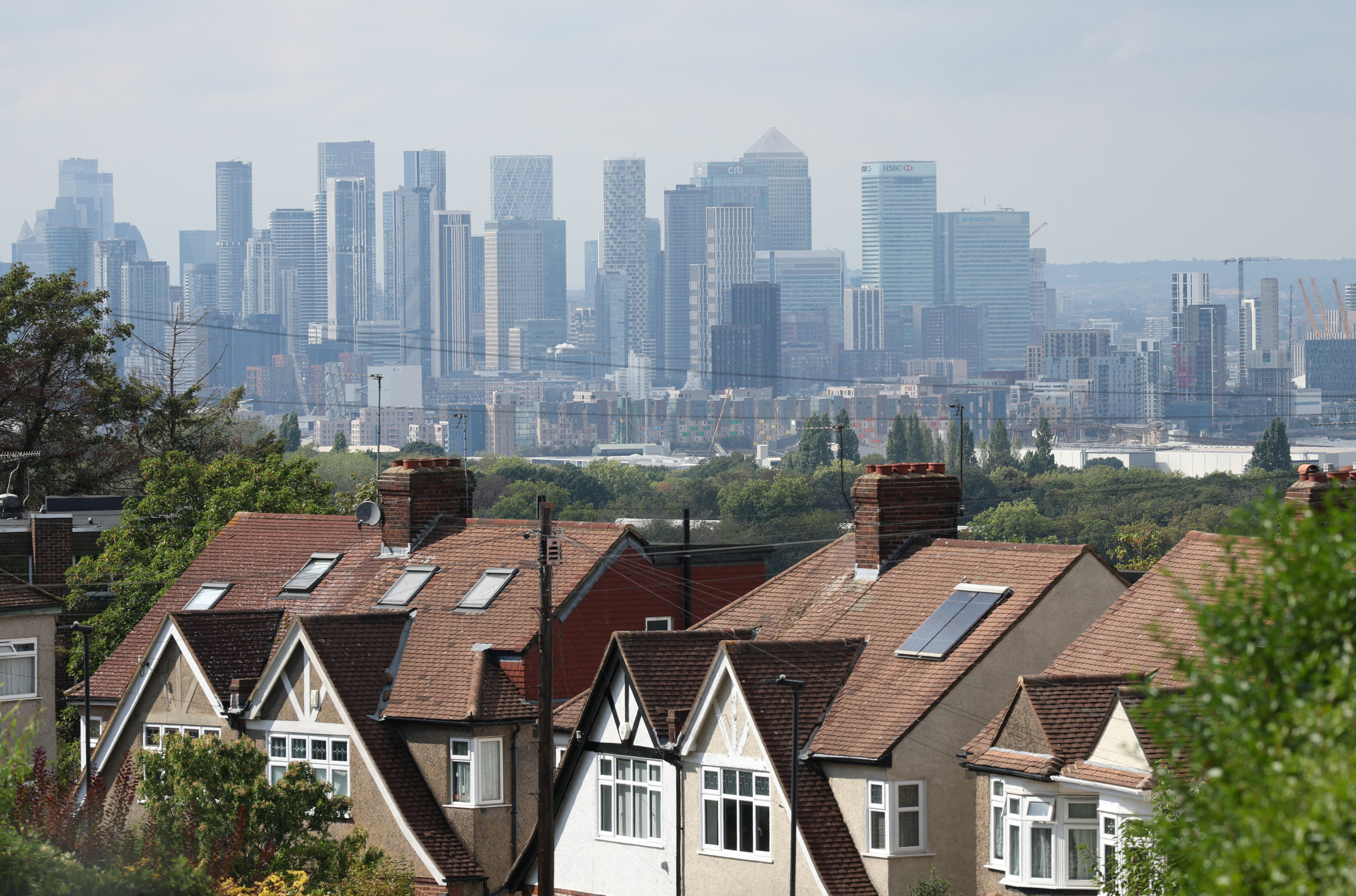 UK housing market shows signs of mortgage rate impact, Rightmove says